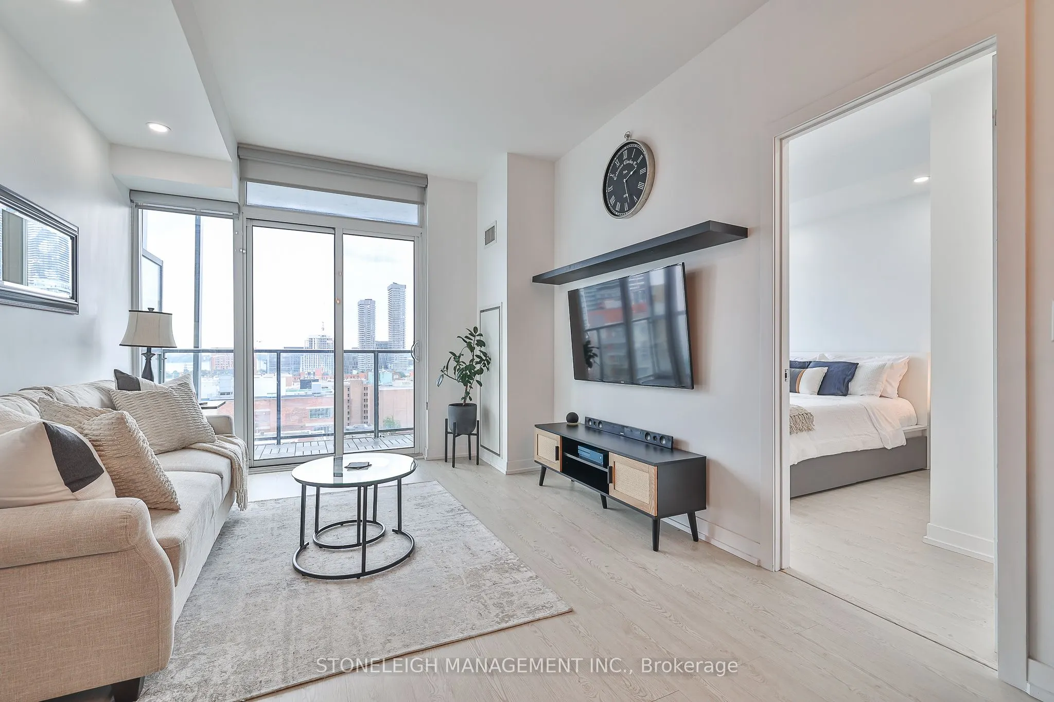 105 George Street, #1306