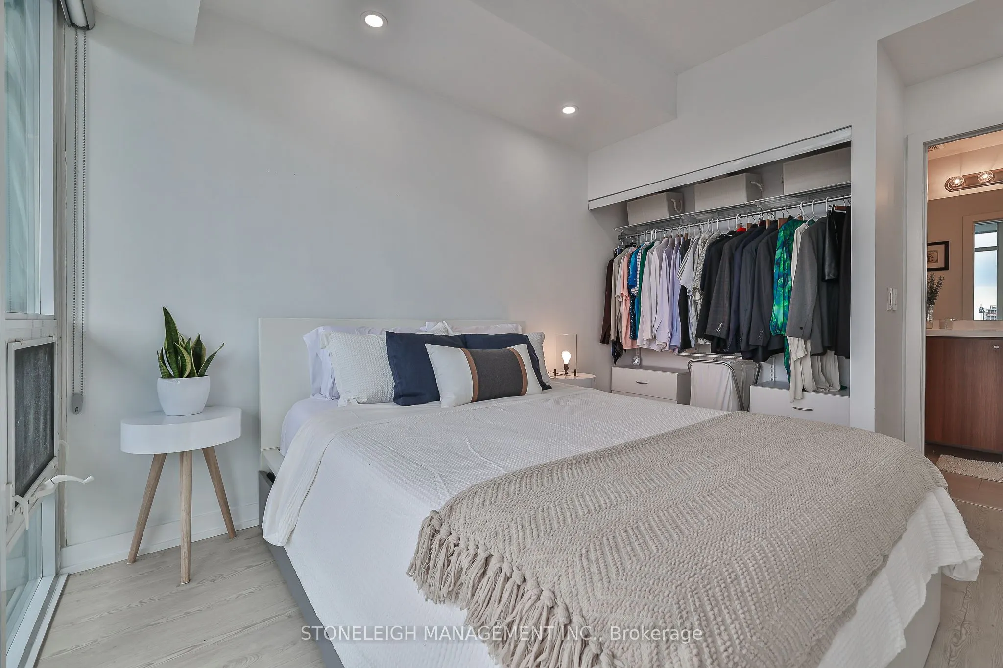 105 George Street, #1306