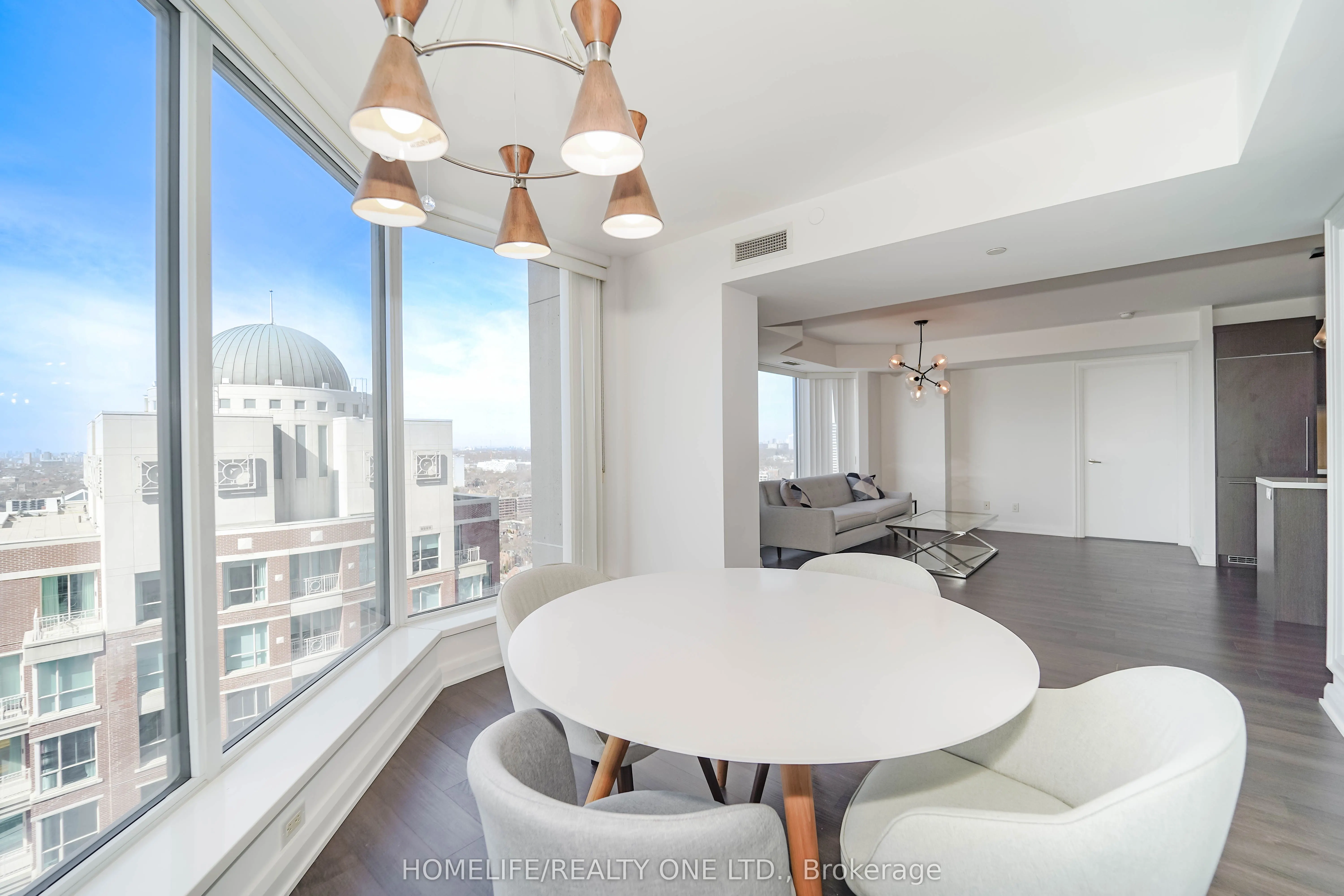 155 Yorkville Avenue, #2915