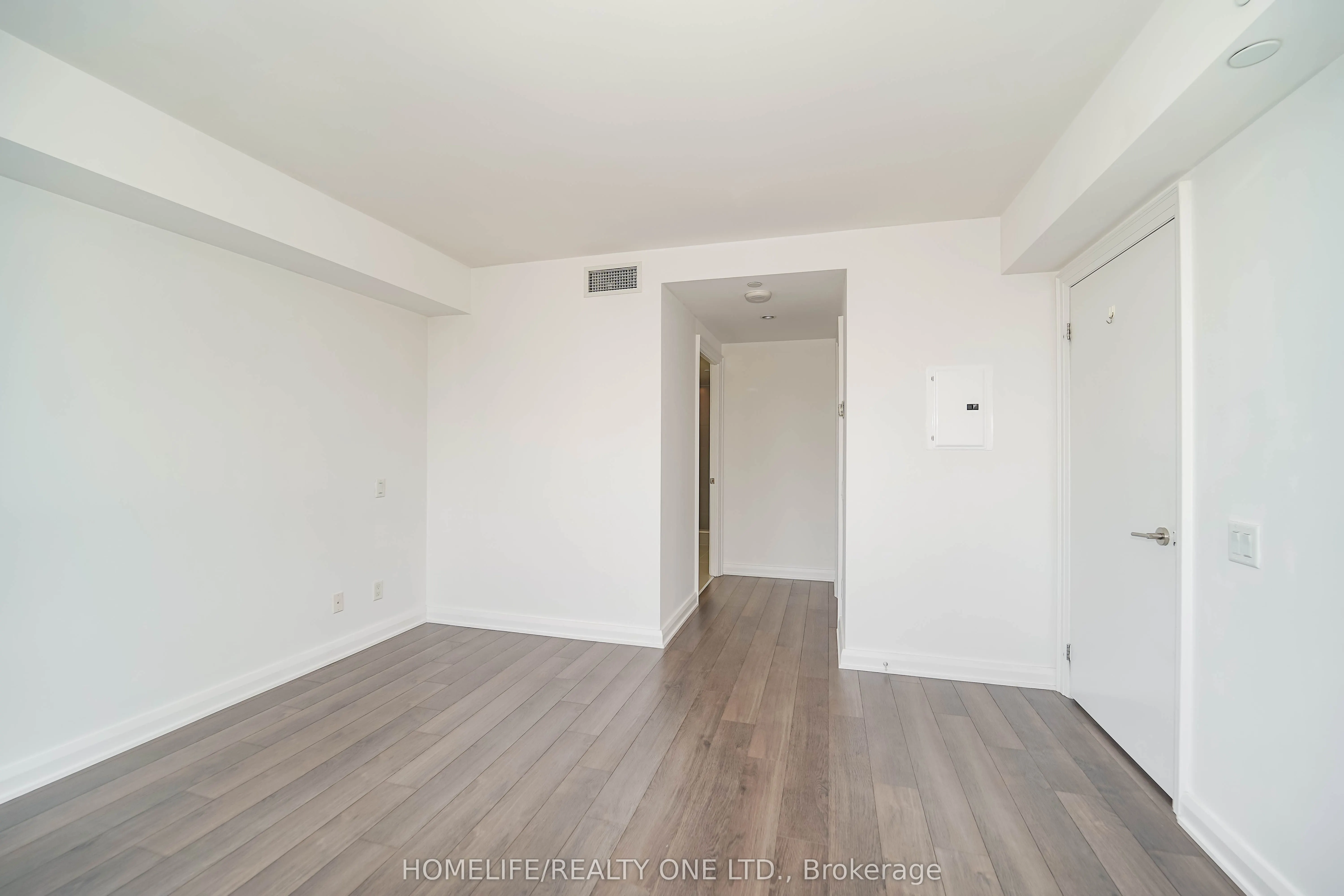 155 Yorkville Avenue, #2915