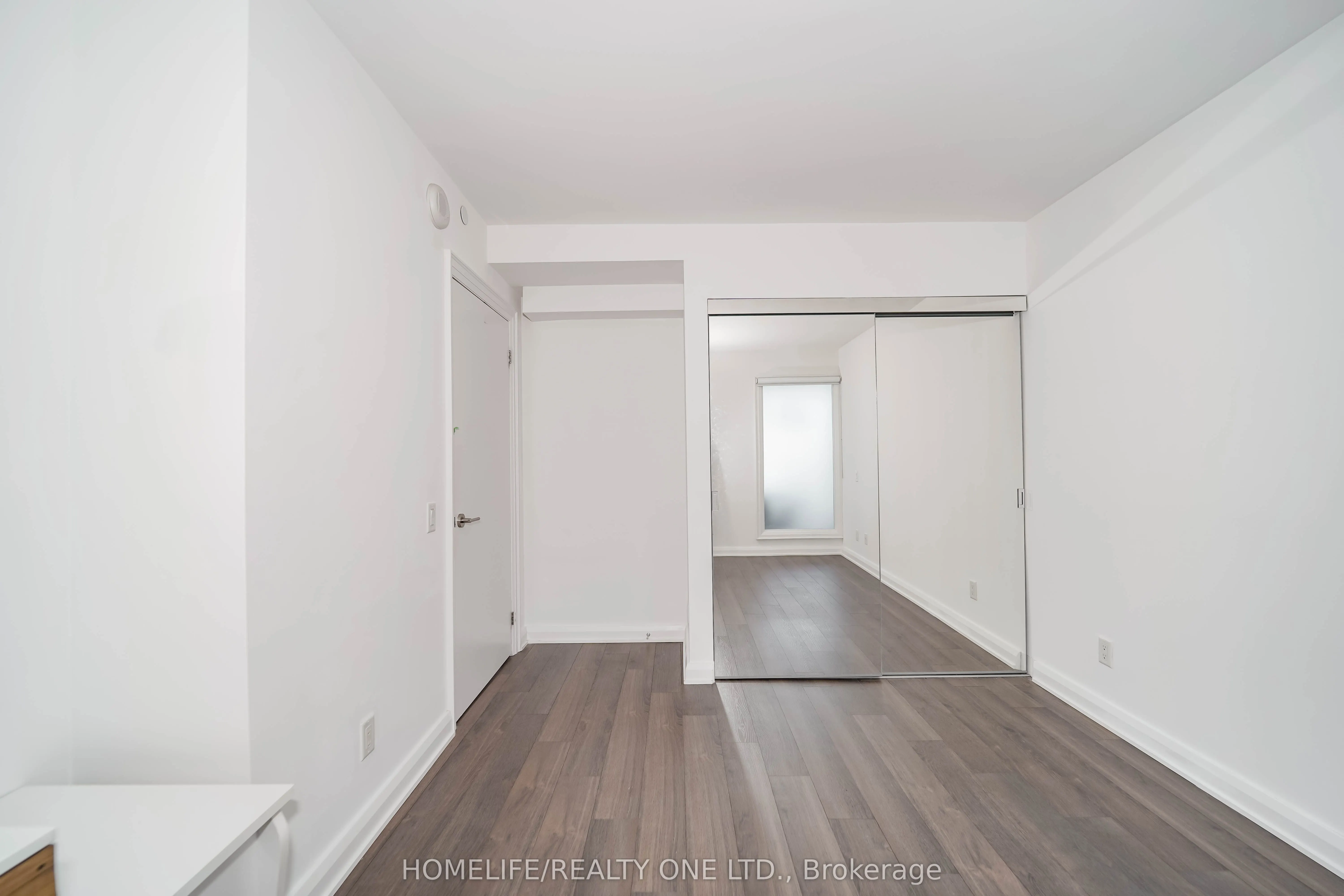 155 Yorkville Avenue, #2915