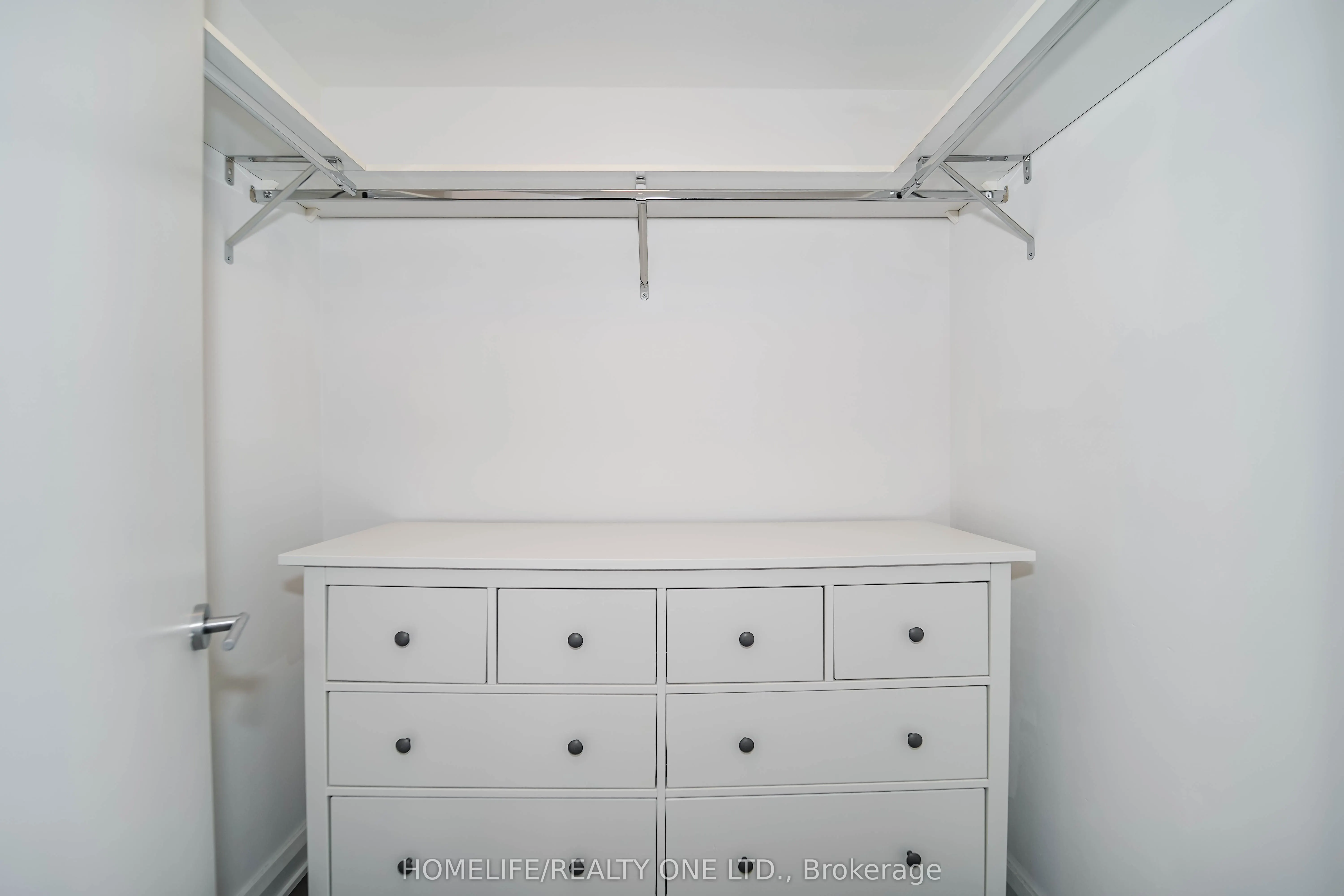 155 Yorkville Avenue, #2915