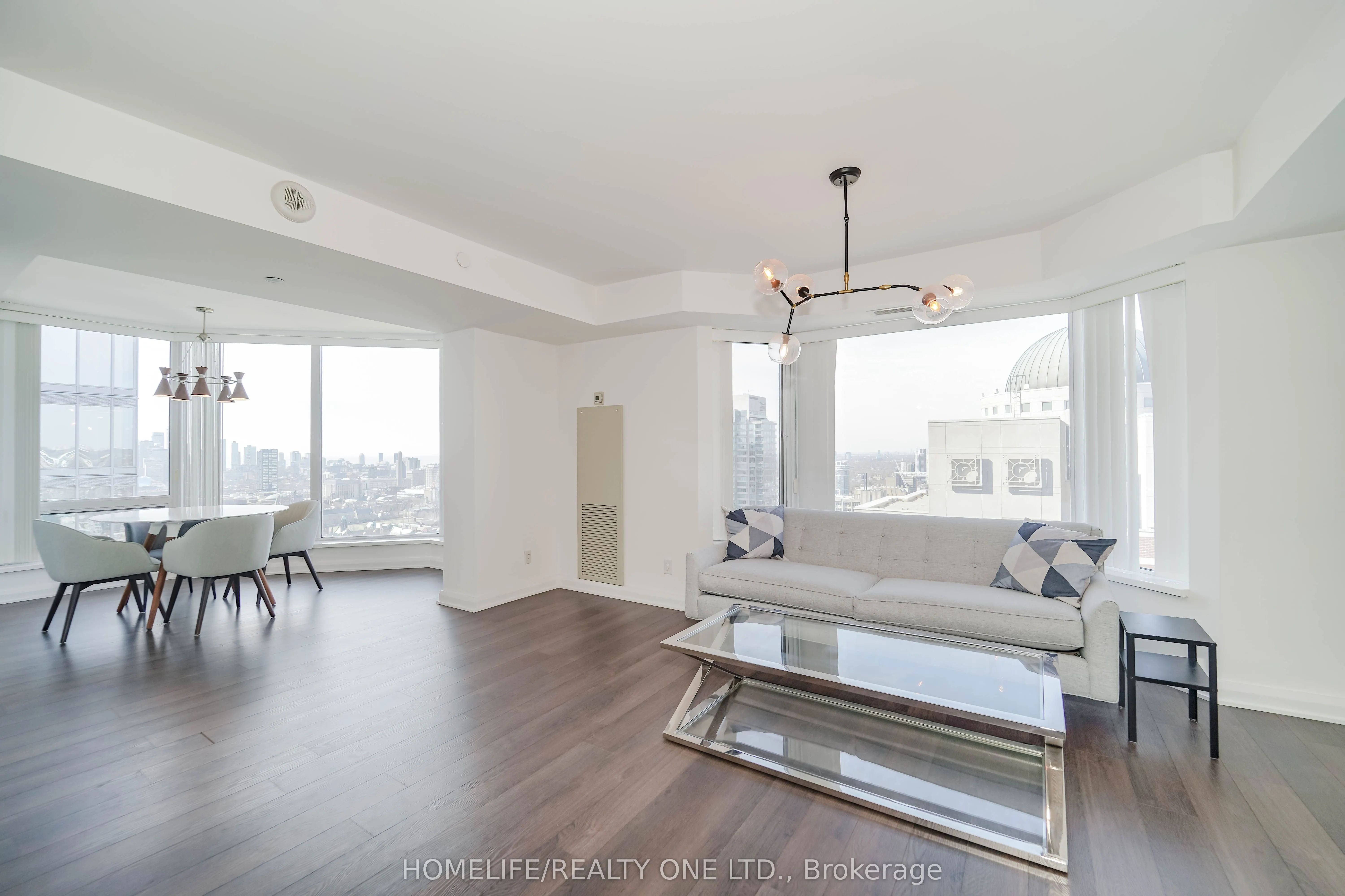 155 Yorkville Avenue, #2915