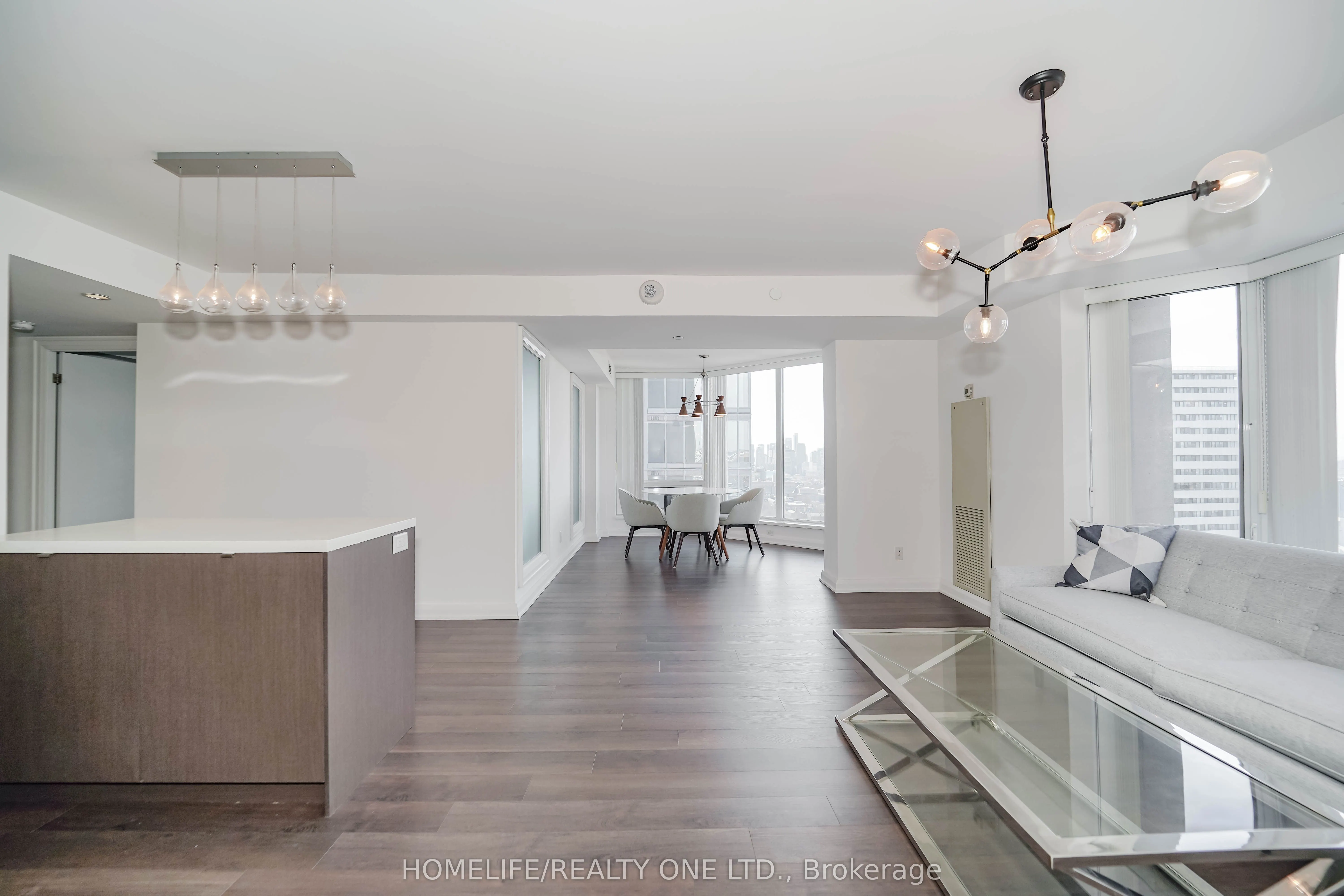 155 Yorkville Avenue, #2915