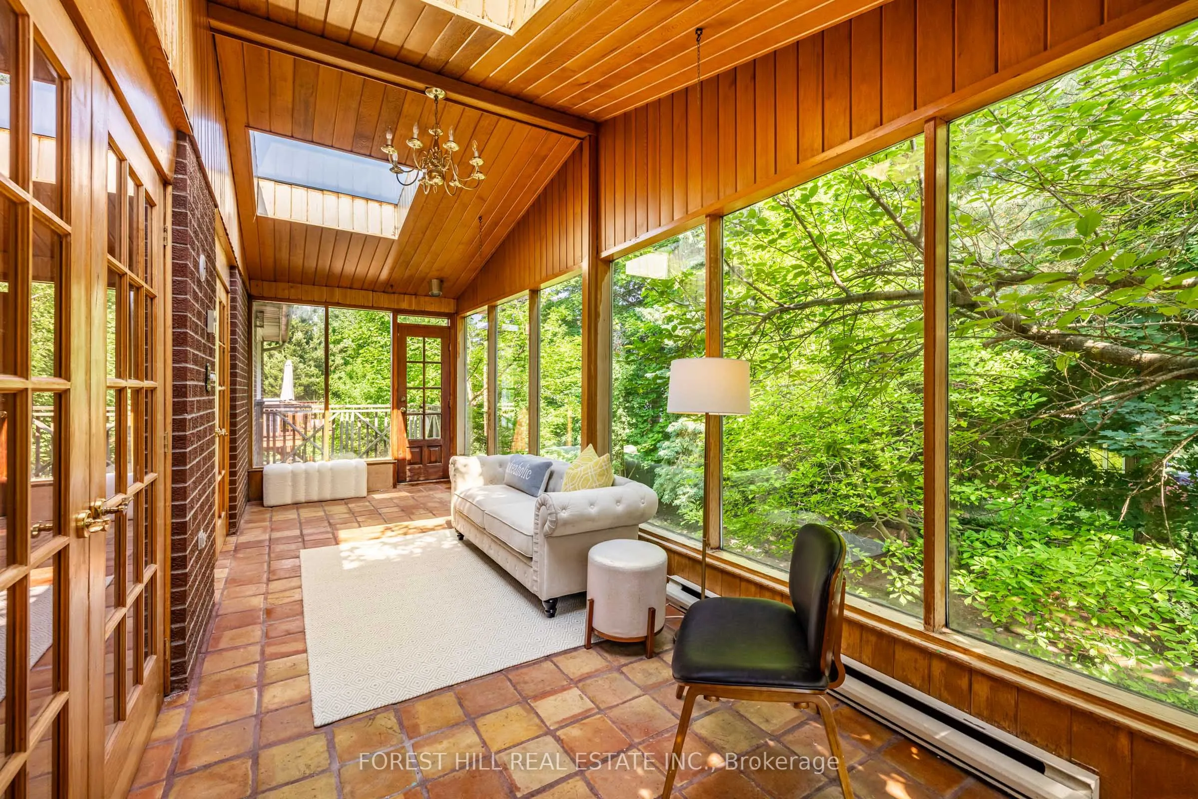 37 Abbeywood Trail