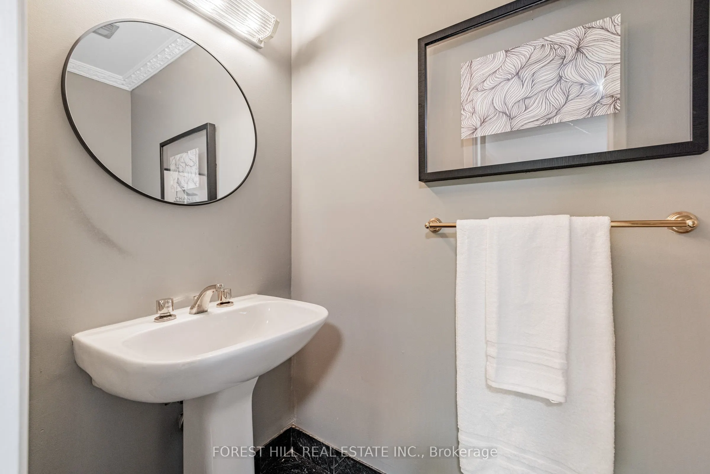 37 Abbeywood Trail