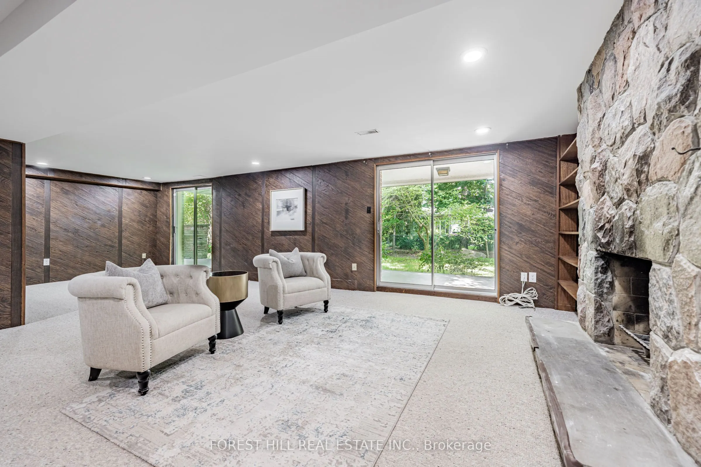 37 Abbeywood Trail