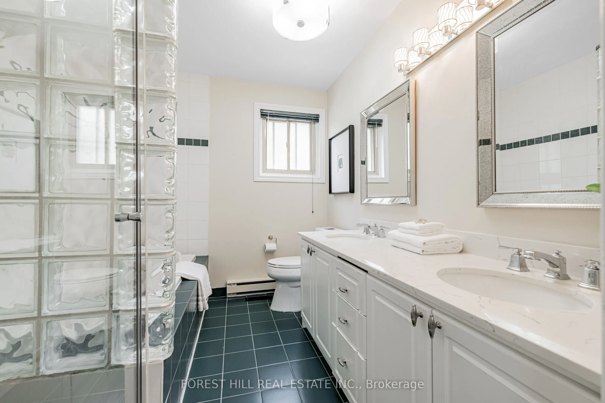 37 Abbeywood Trail