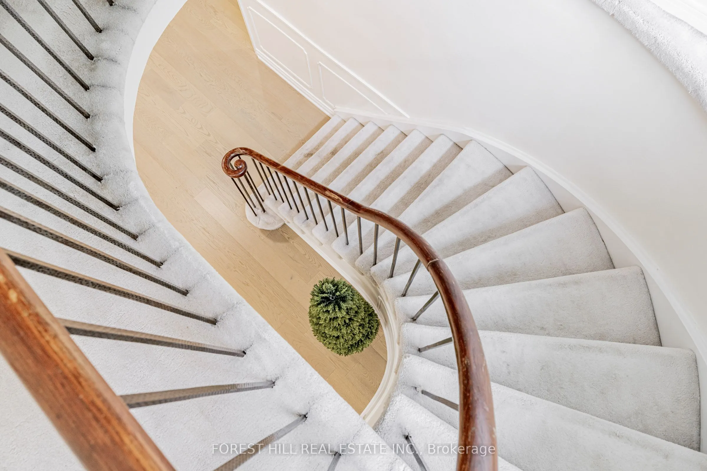 37 Abbeywood Trail