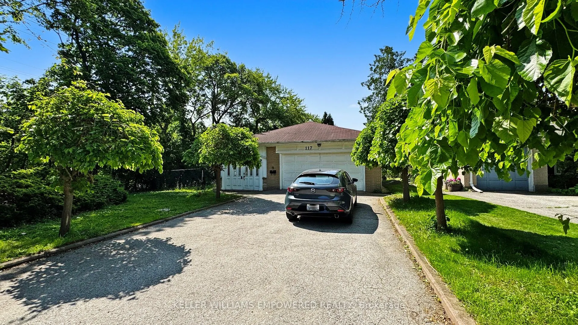 117 Arjay Crescent