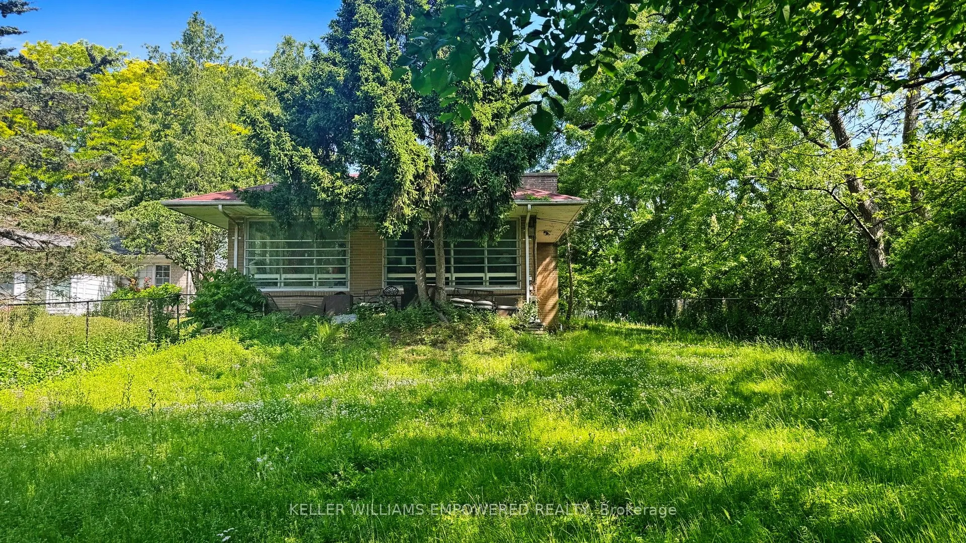117 Arjay Crescent