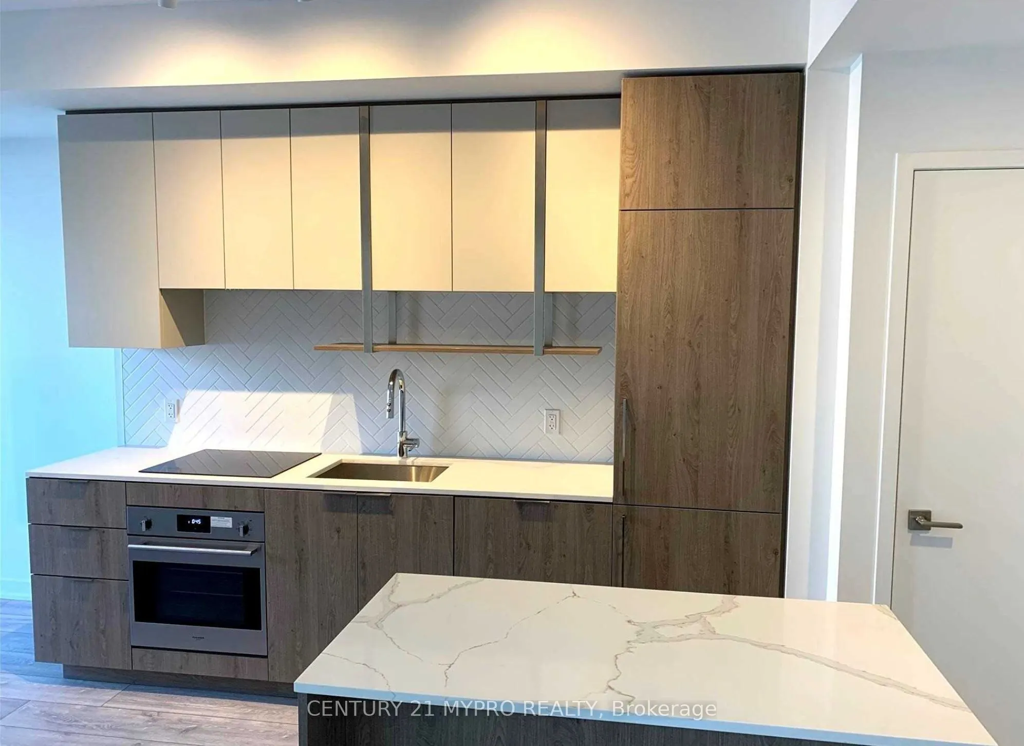 15 Holmes Avenue, #507