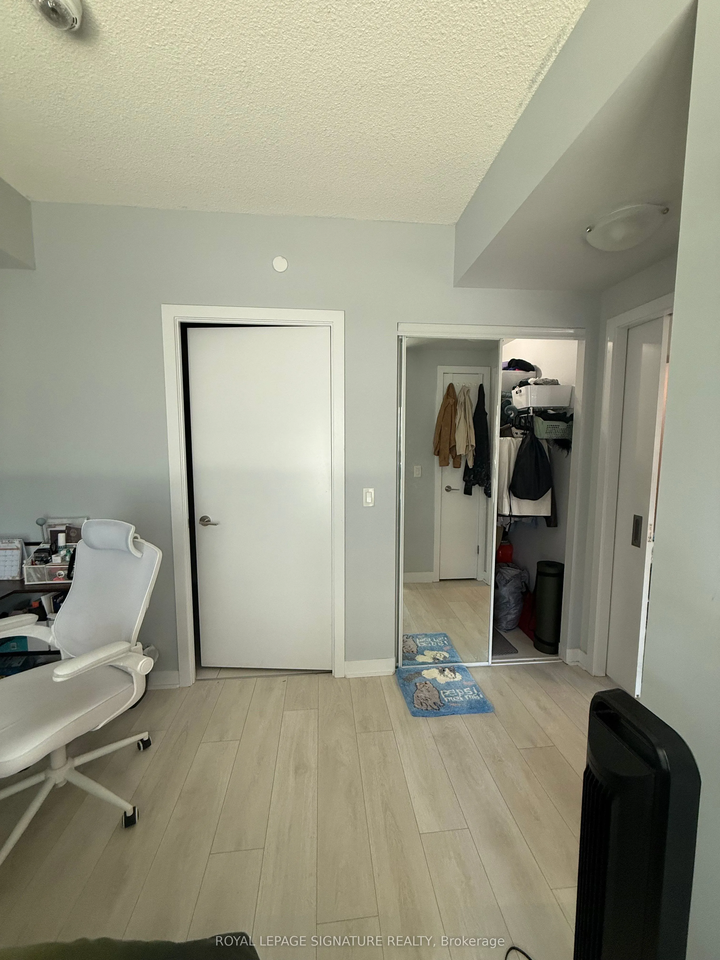 2221 Yonge Street #506