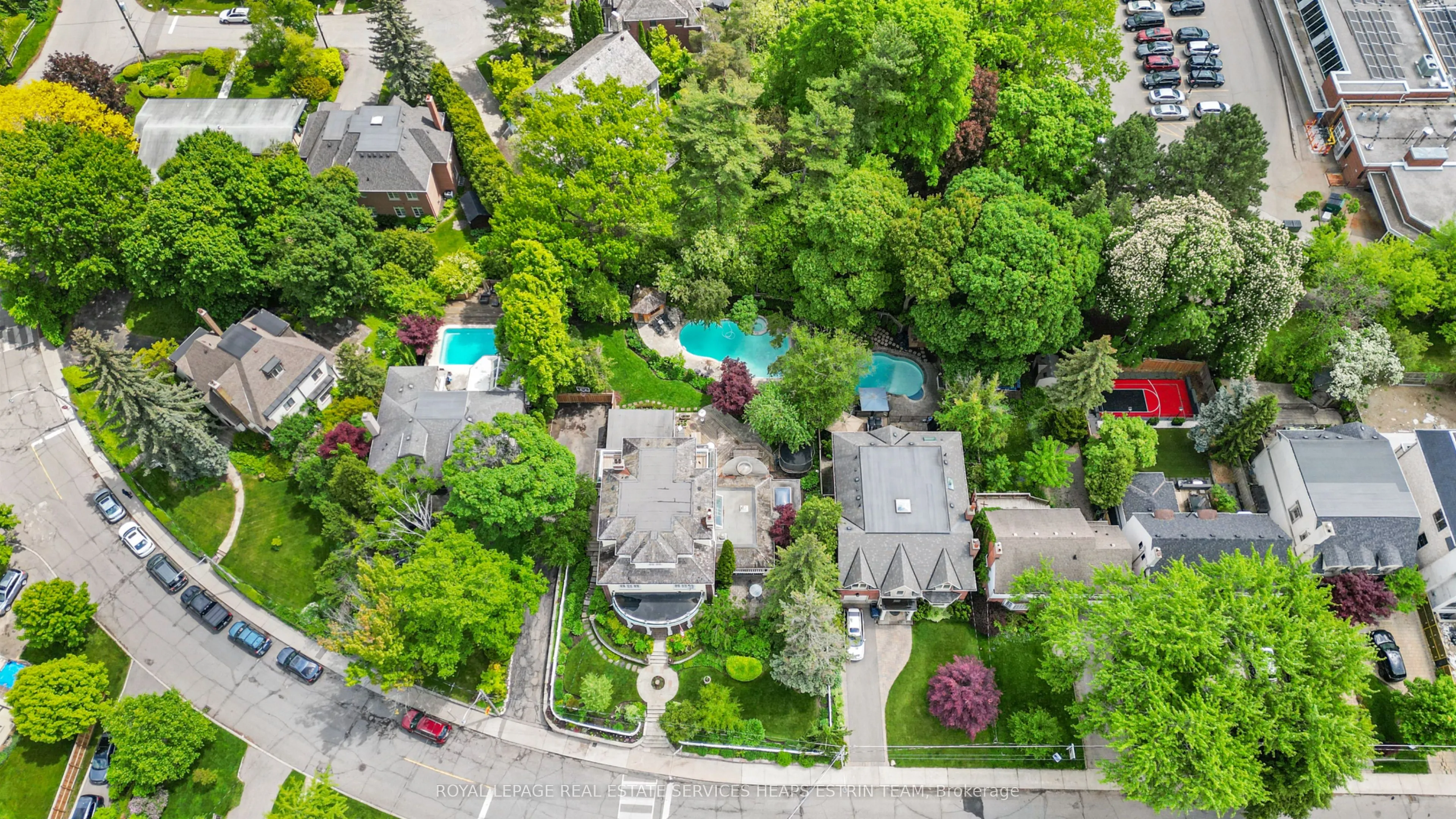 25 Strathgowan Crescent