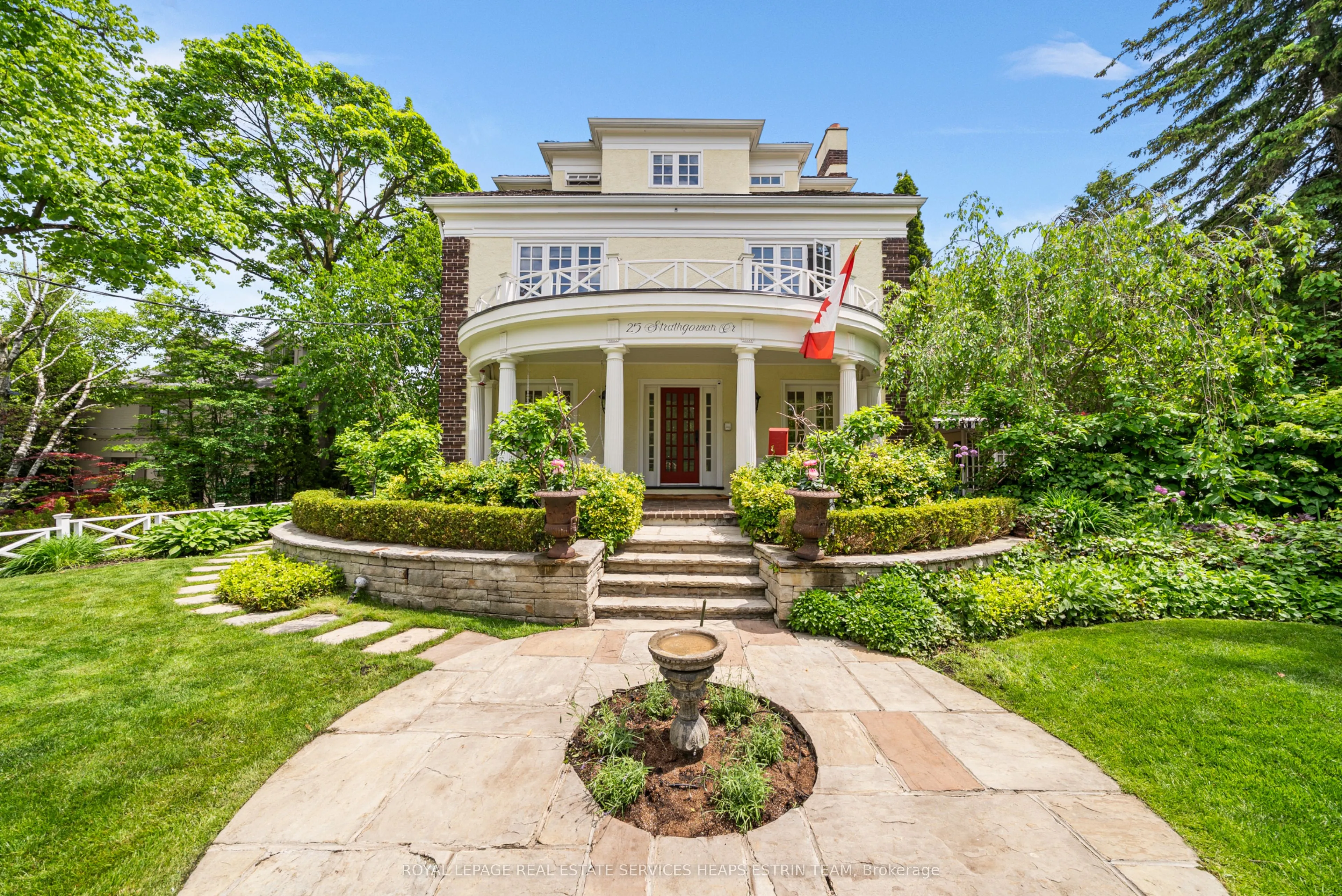 25 Strathgowan Crescent