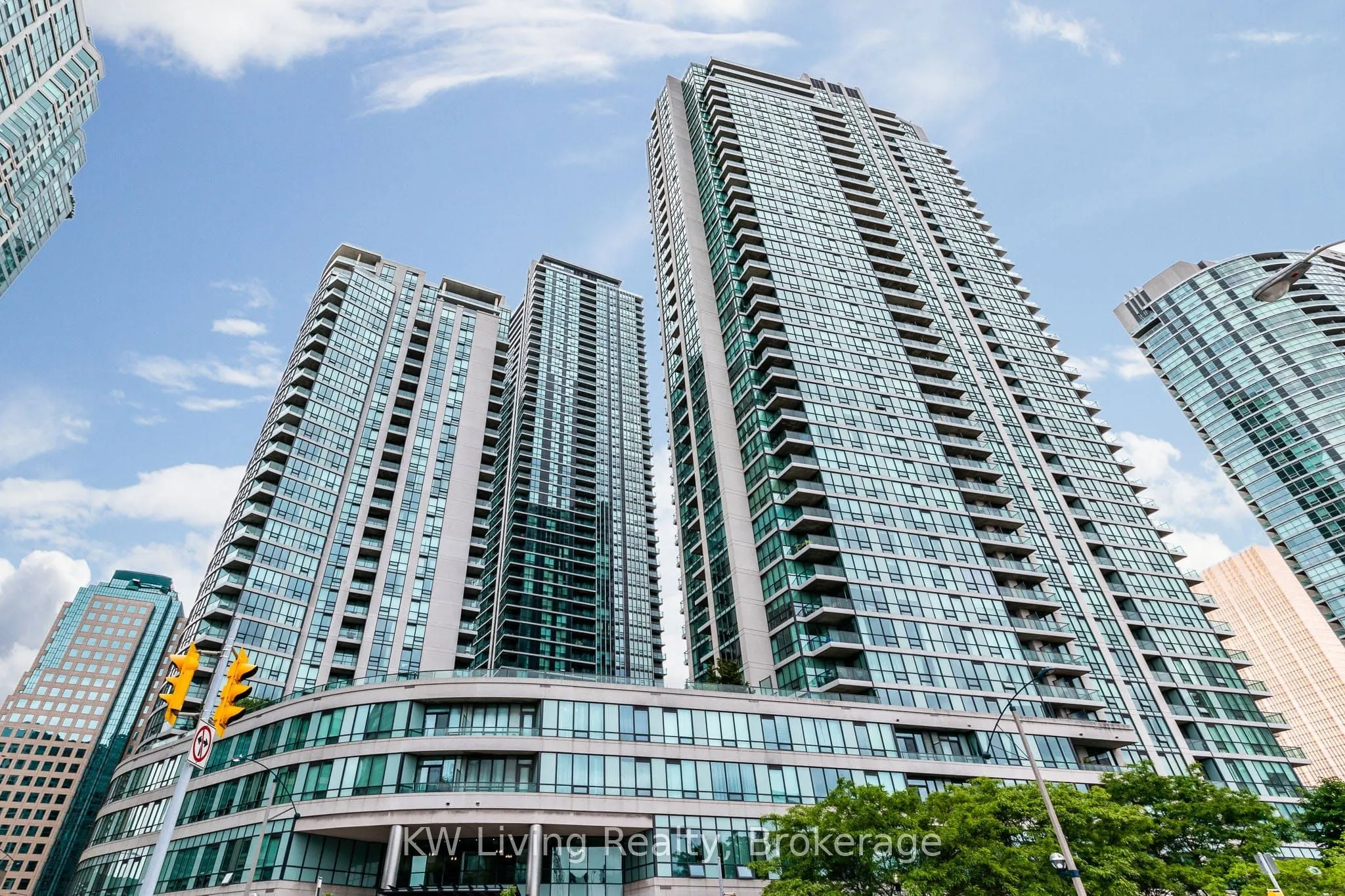 12 Yonge Street, #2510