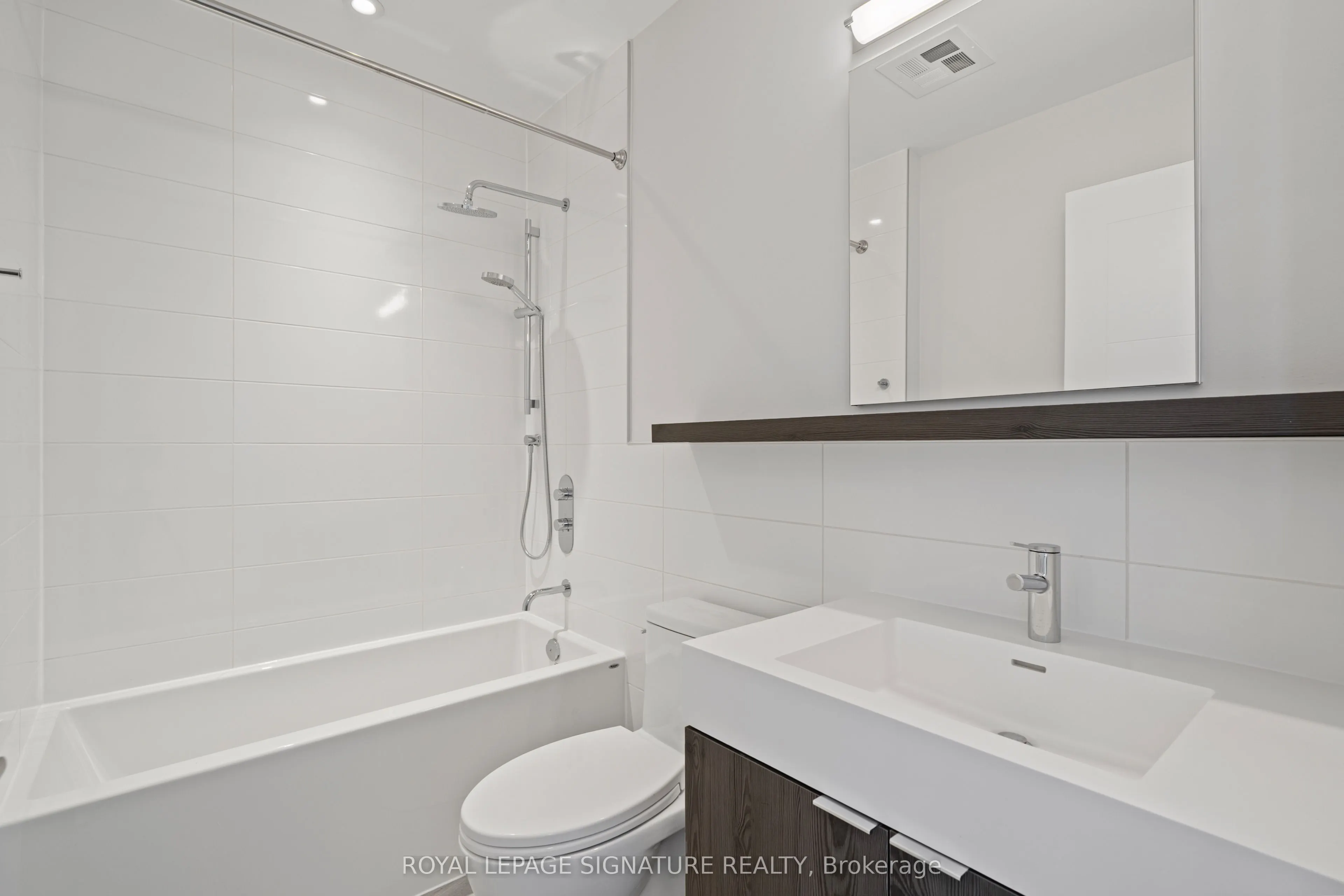 664 Spadina Avenue, #1101