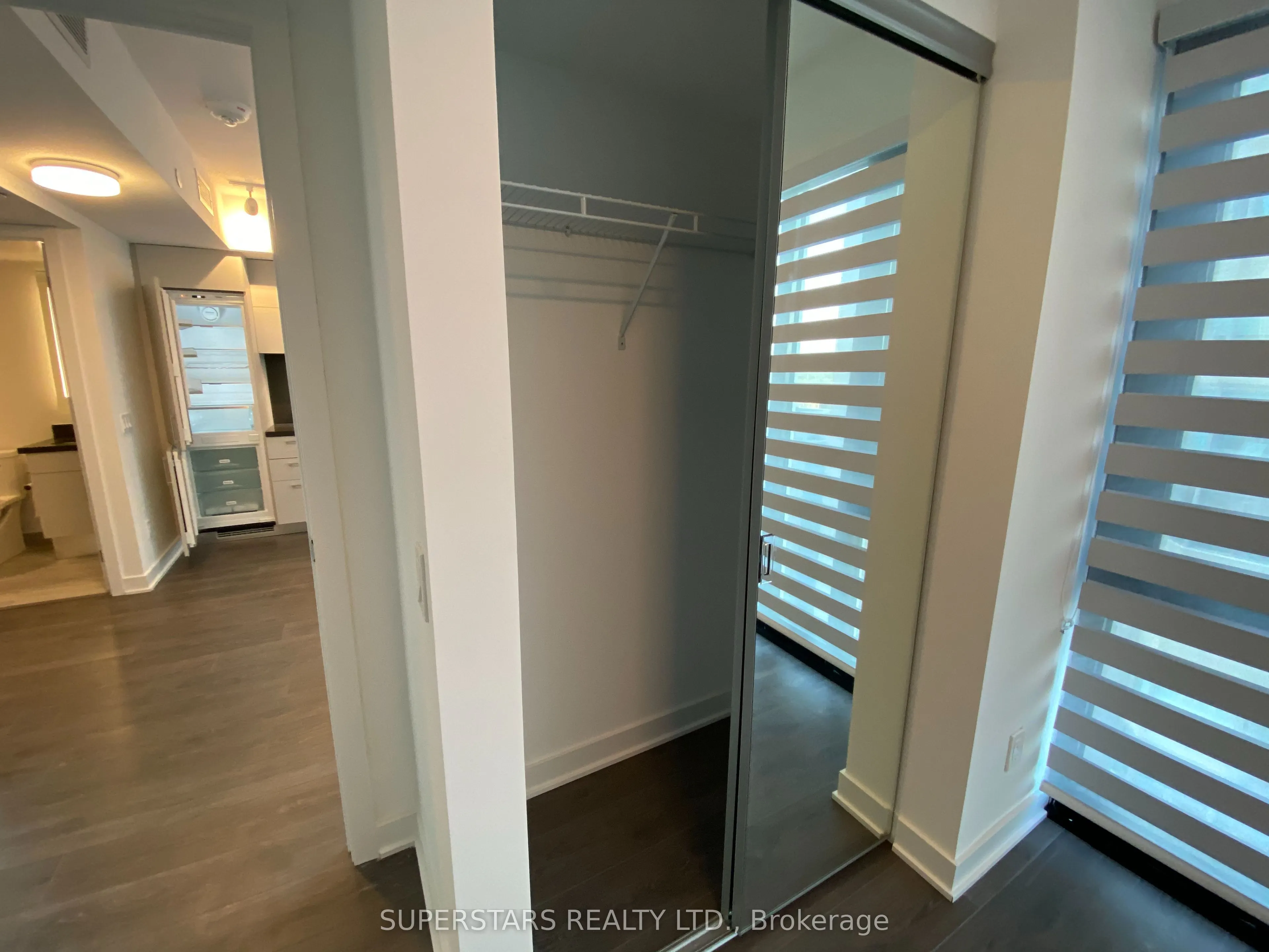 188 Cumberland Street, #1813