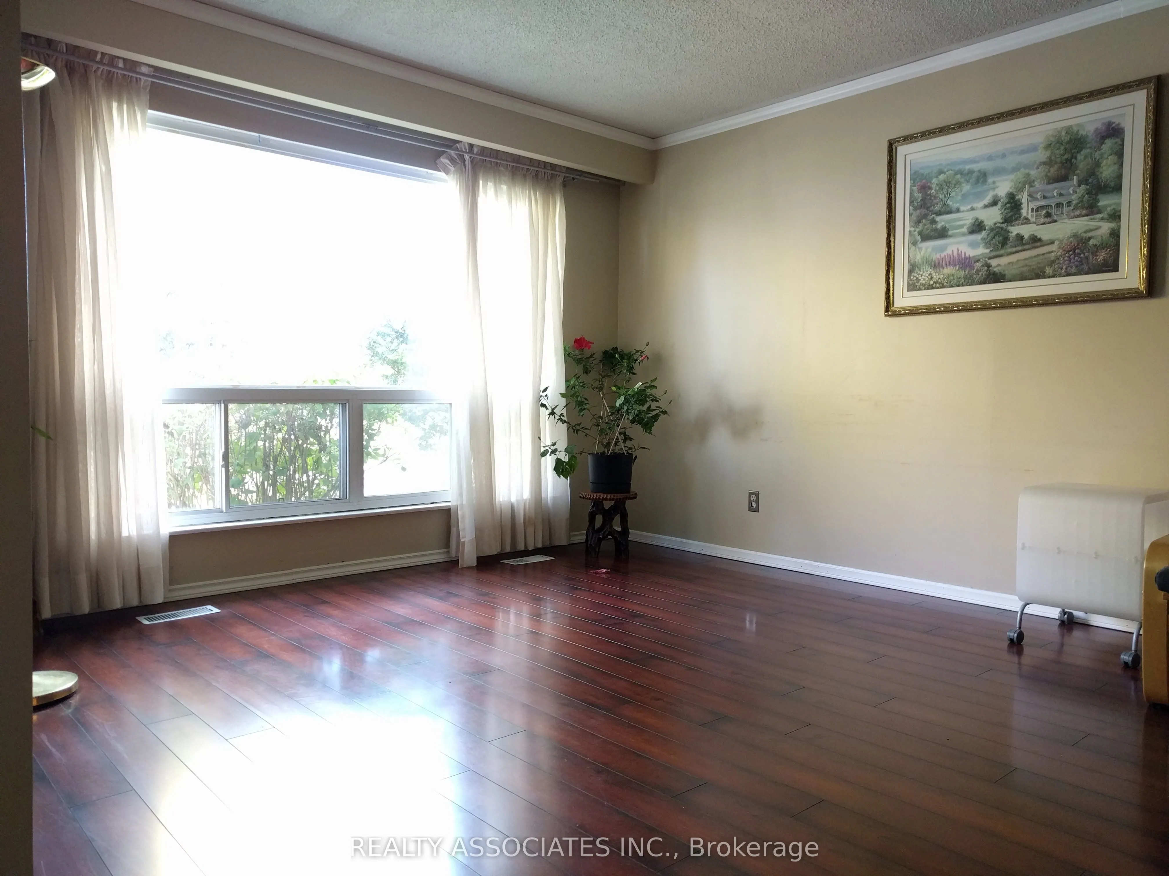34 Cobblestone Drive