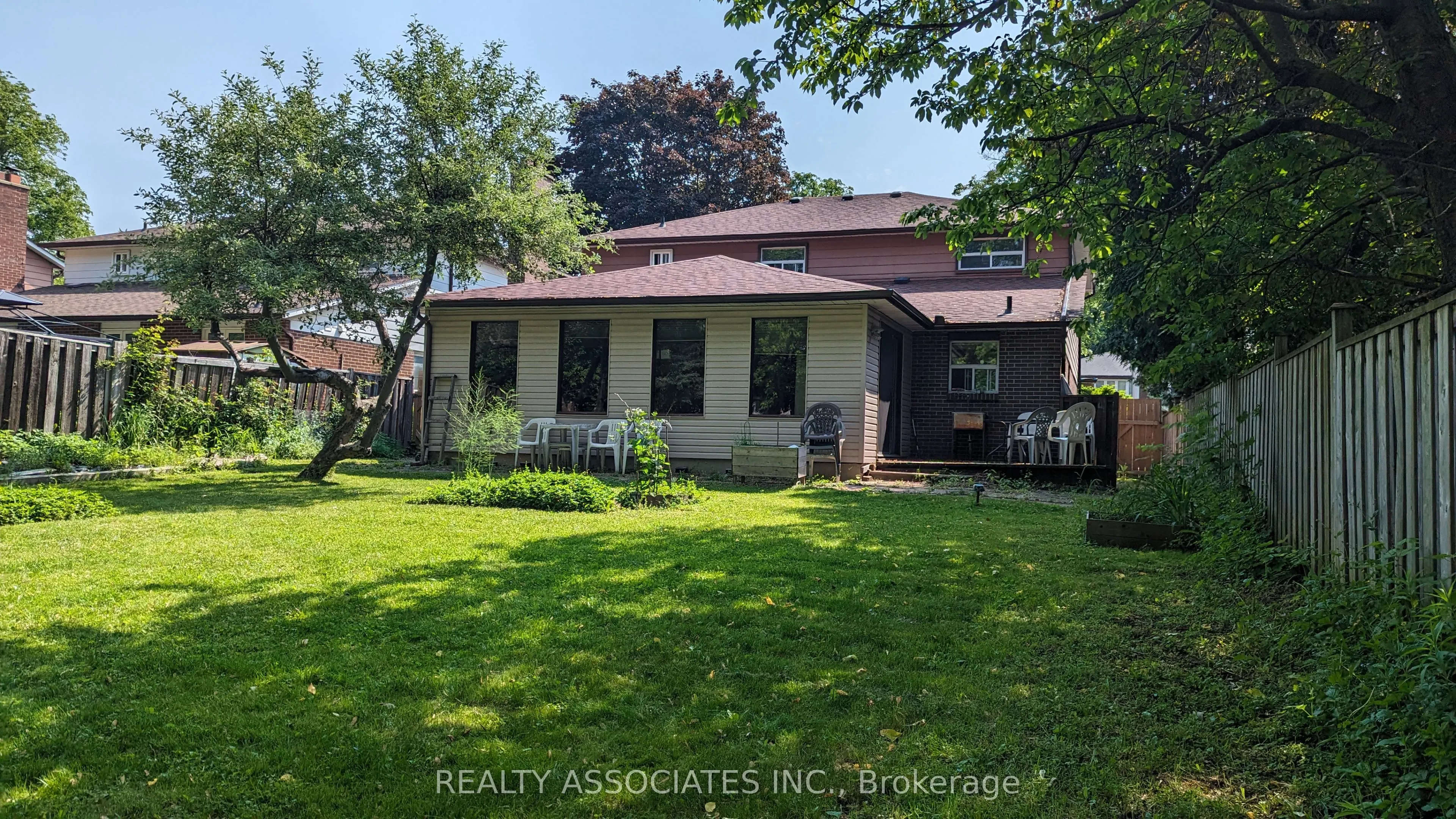 34 Cobblestone Drive