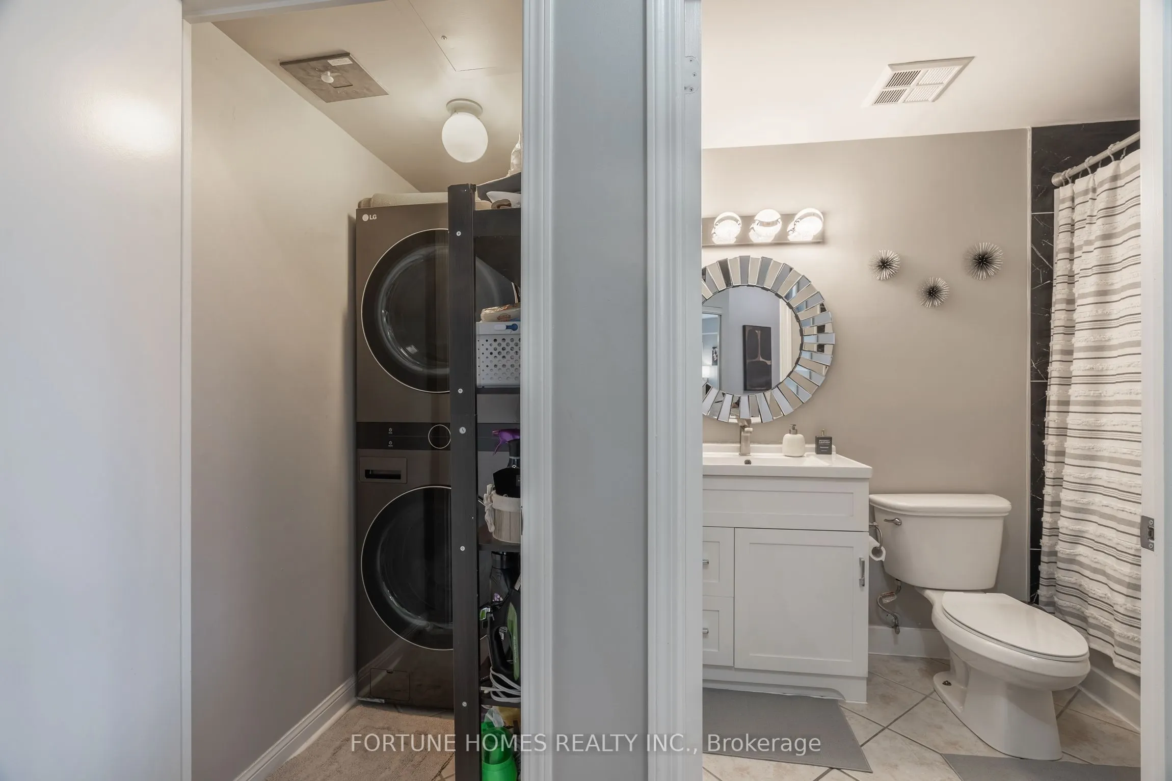 650 Lawrence Avenue W, #816