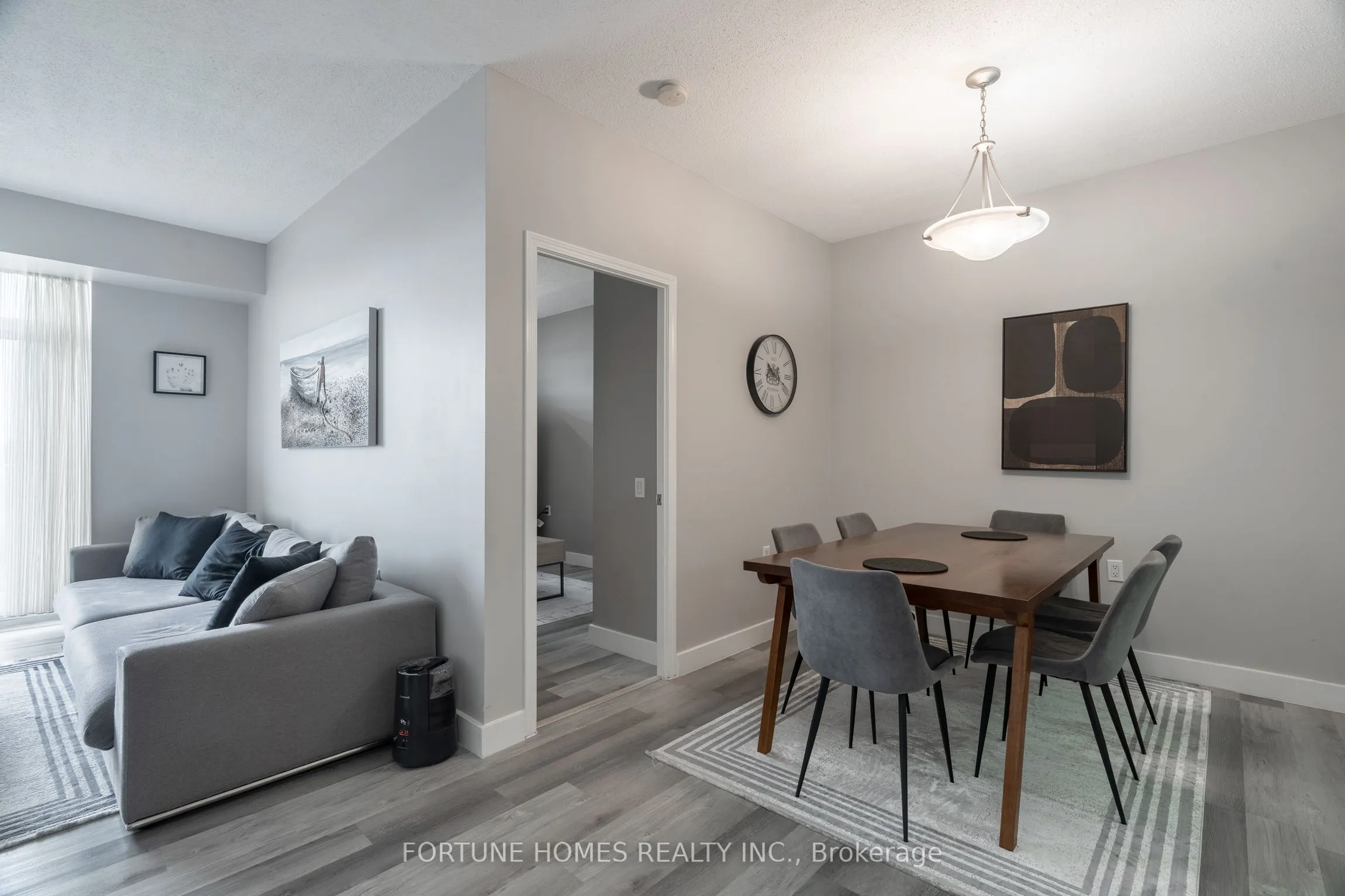 650 Lawrence Avenue W, #816