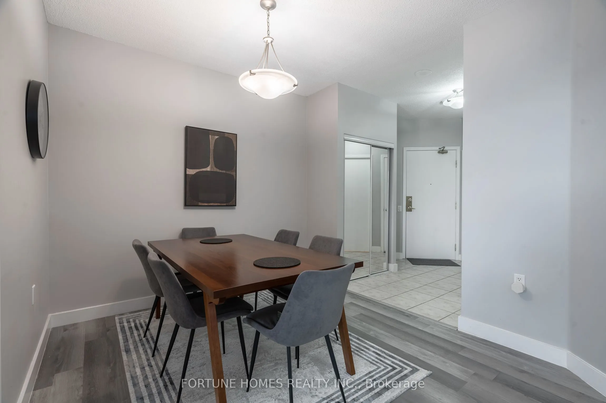 650 Lawrence Avenue W, #816