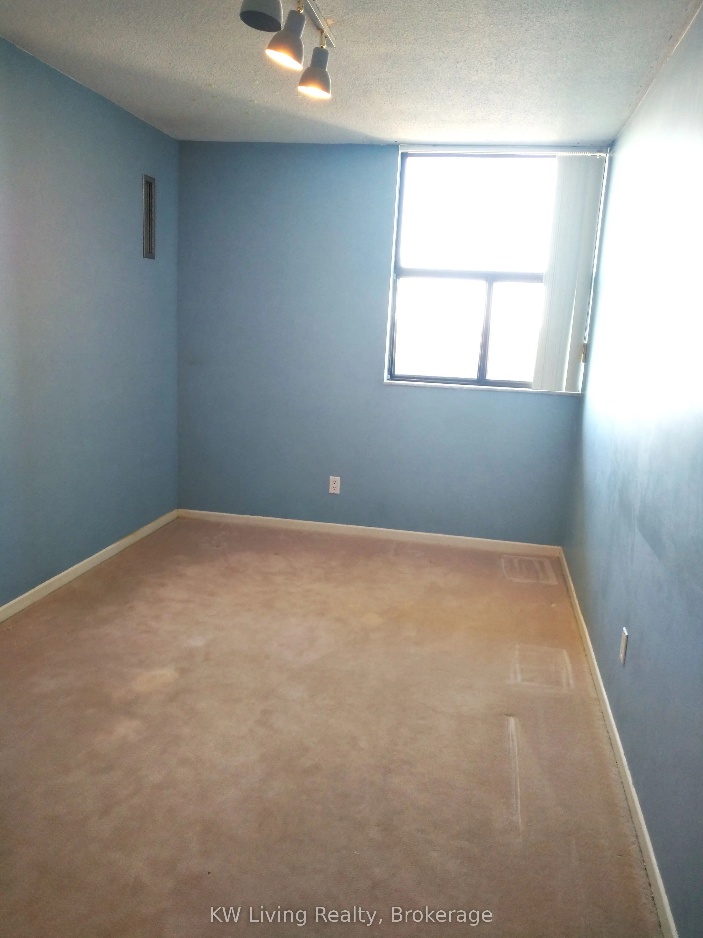 10 Tangreen Court, #1702