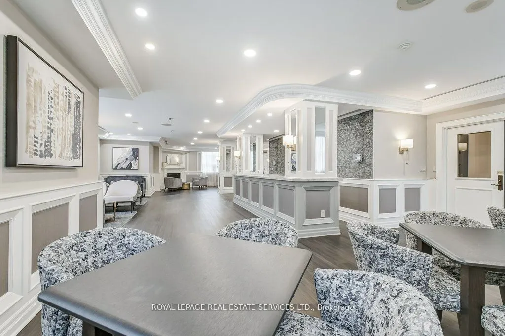 10 Old York Mills Road, #209