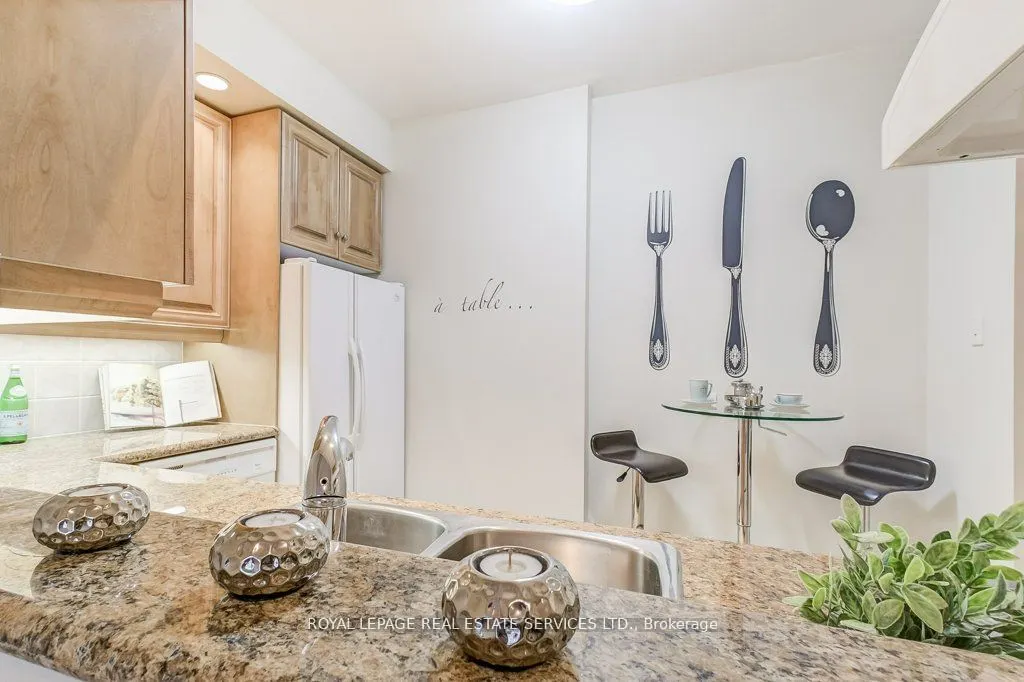 10 Old York Mills Road, #209