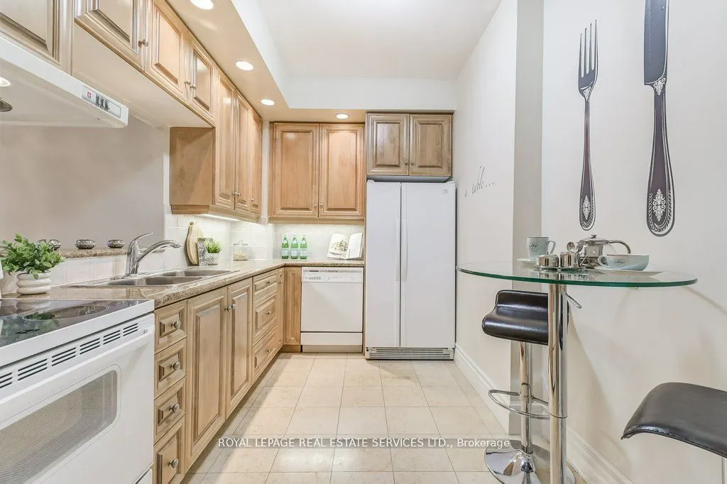 10 Old York Mills Road, #209