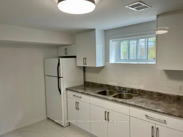 137 Palm Drive, #Lower