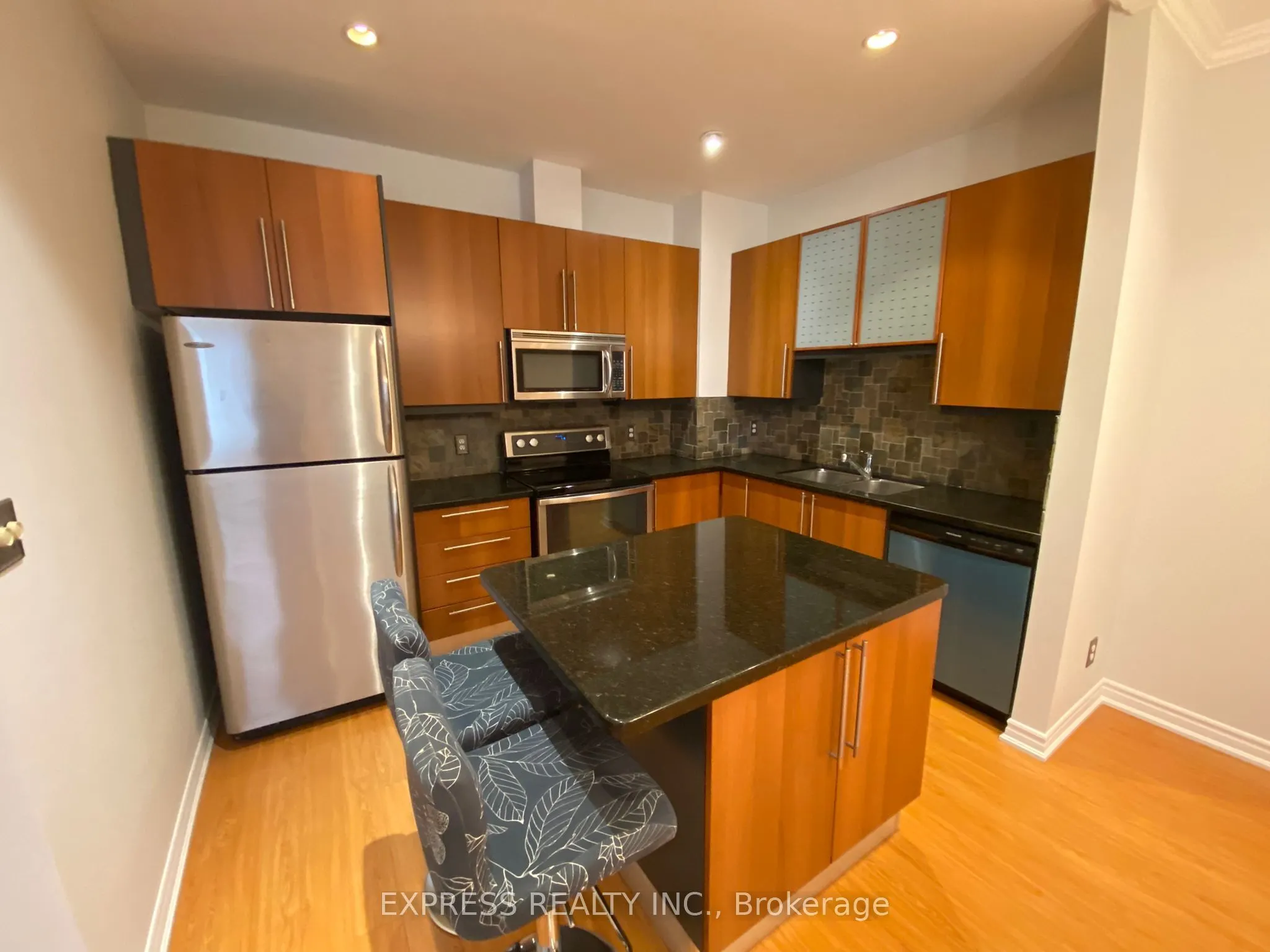 11 Everson Drive, #408