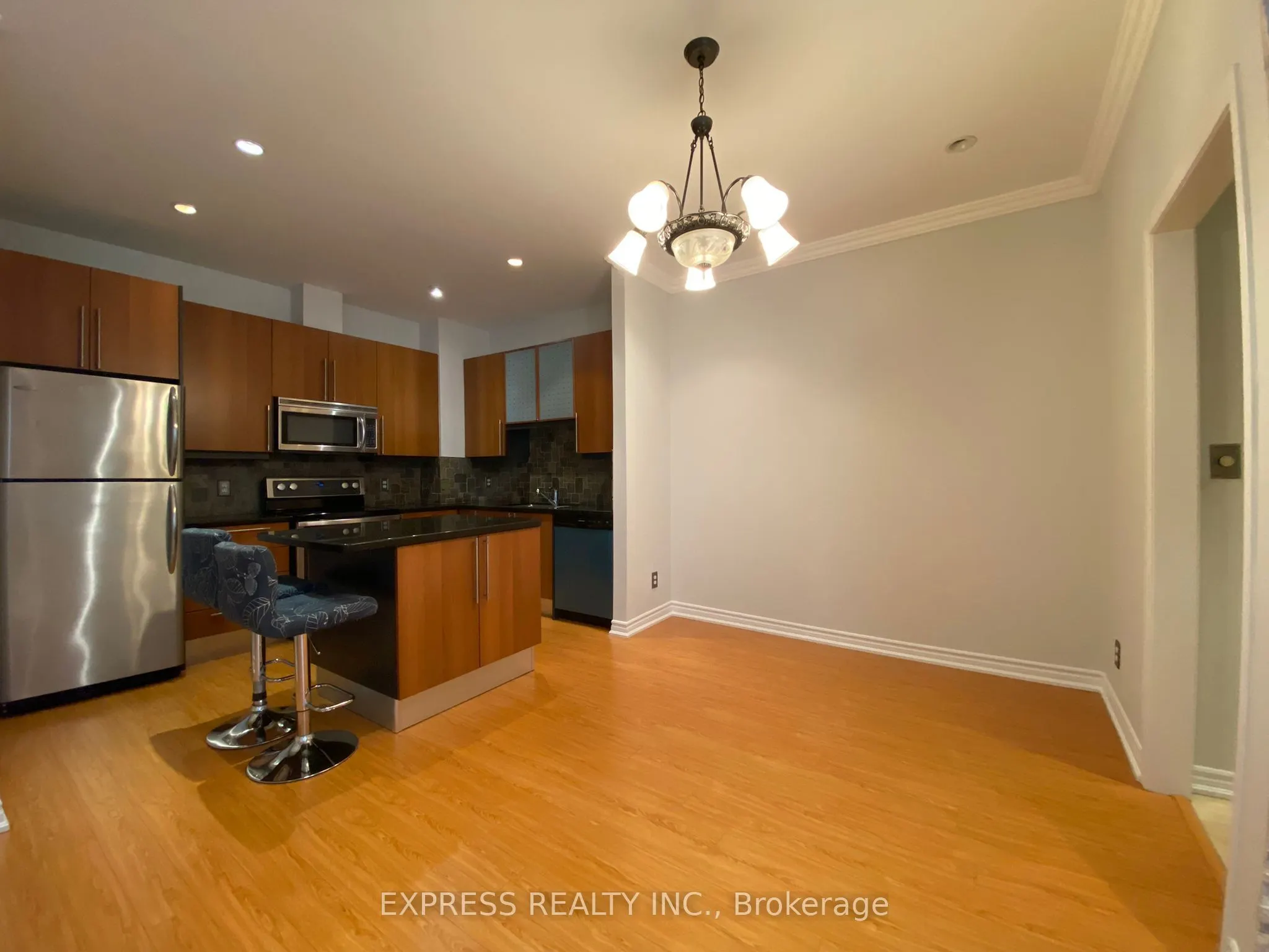 11 Everson Drive, #408