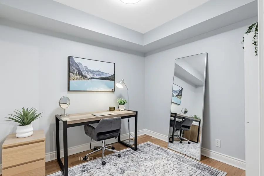 78 Harrison Garden Boulevard, #208