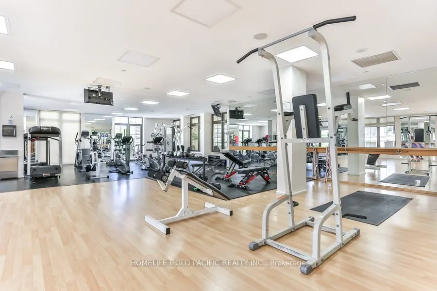 78 Harrison Garden Boulevard, #208