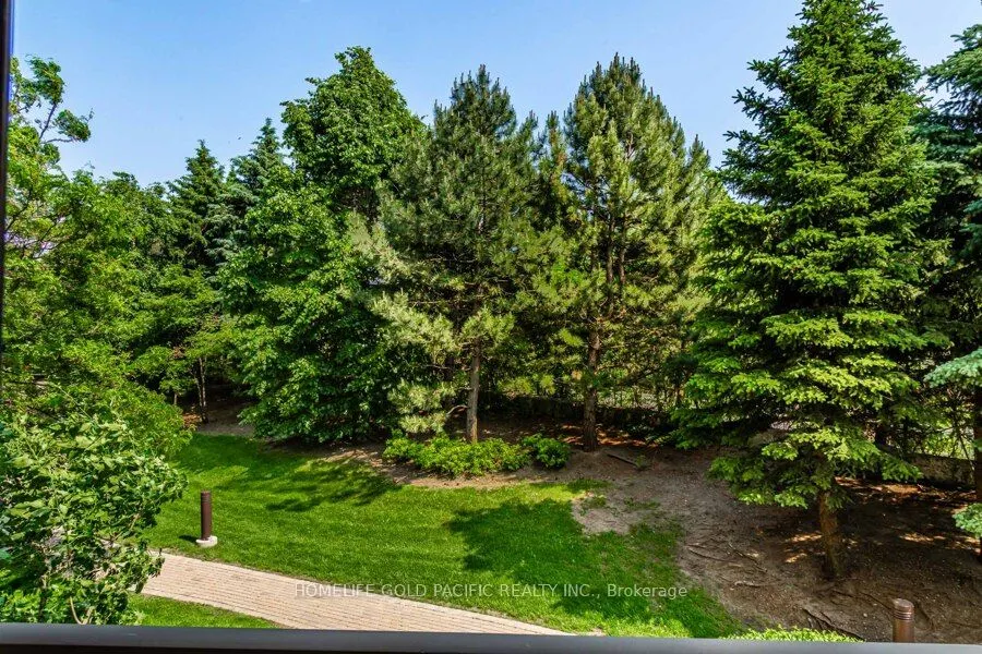 78 Harrison Garden Boulevard, #208