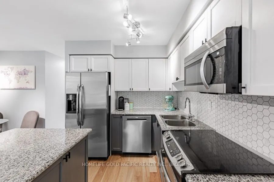 78 Harrison Garden Boulevard, #208