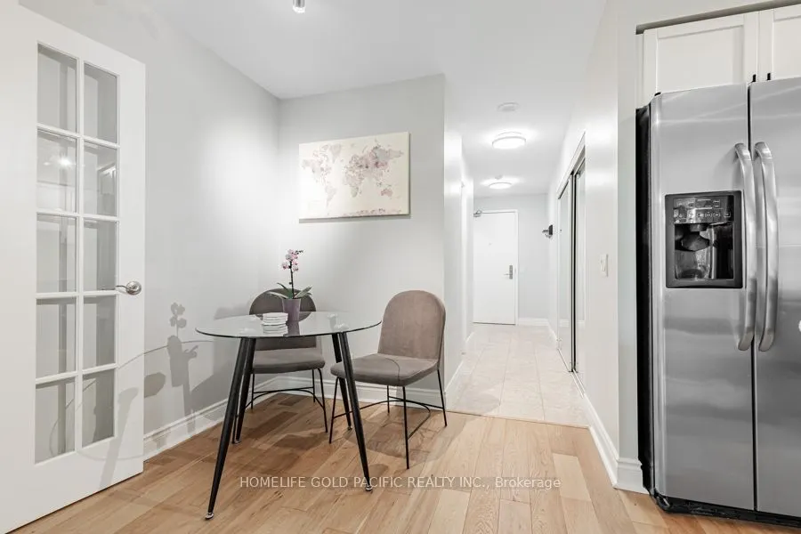 78 Harrison Garden Boulevard, #208