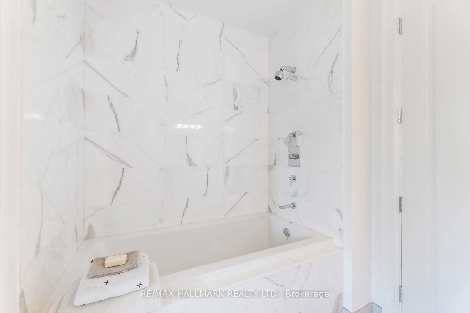 88 Davenport Road, #306