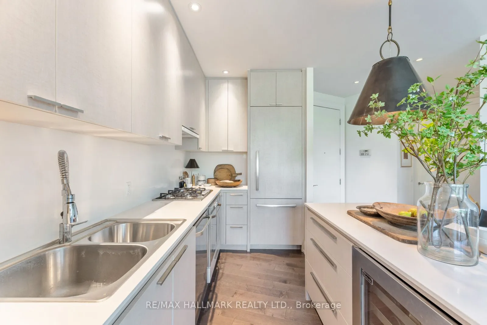 88 Davenport Road, #306