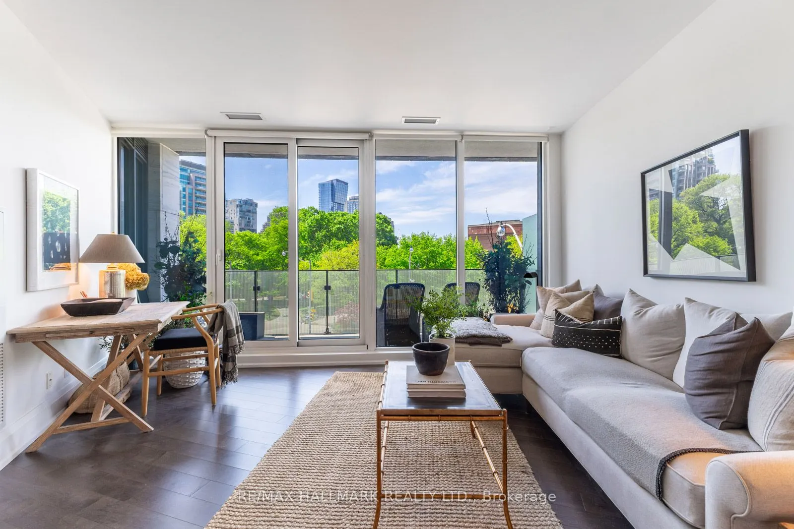 88 Davenport Road, #306