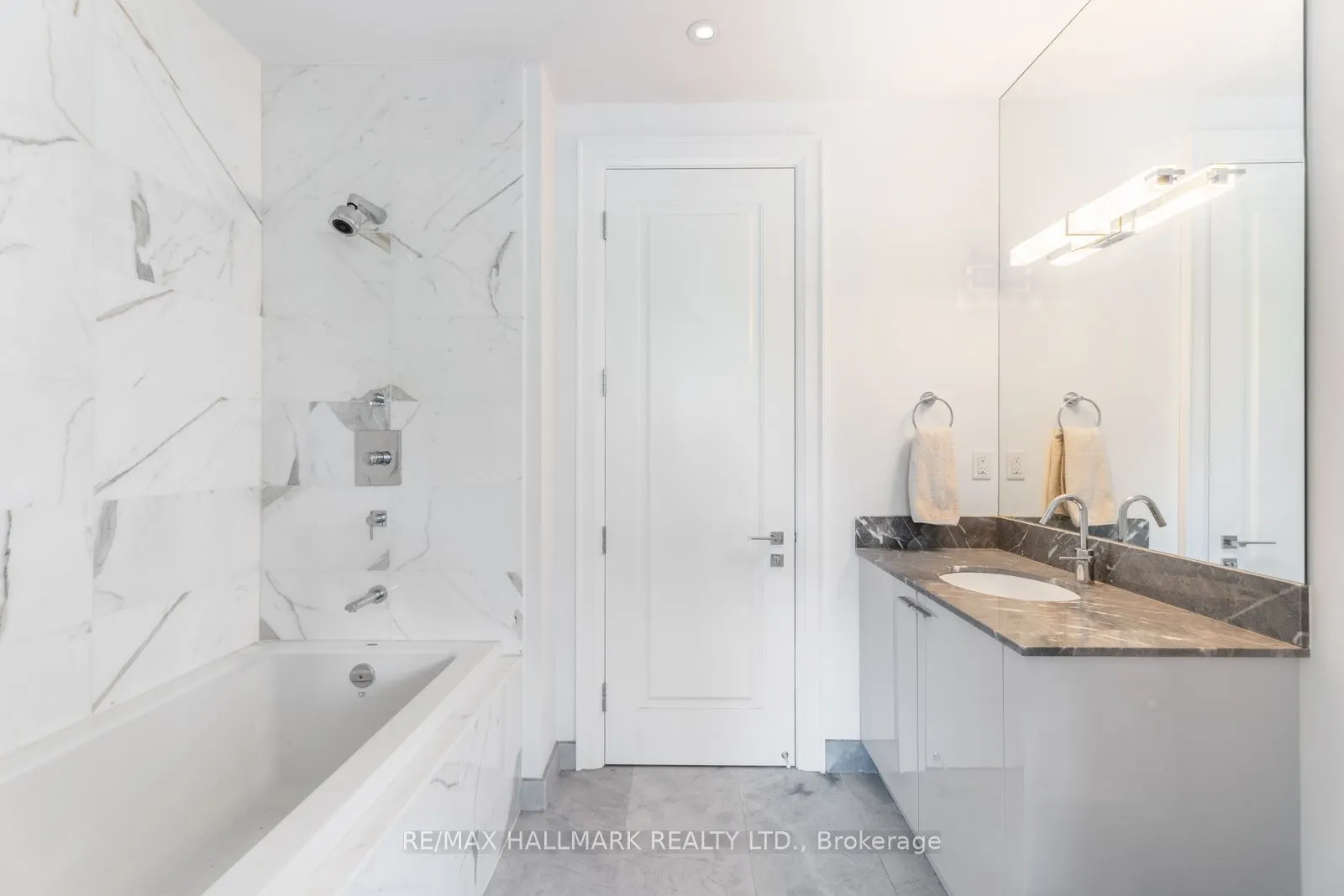 88 Davenport Road, #306