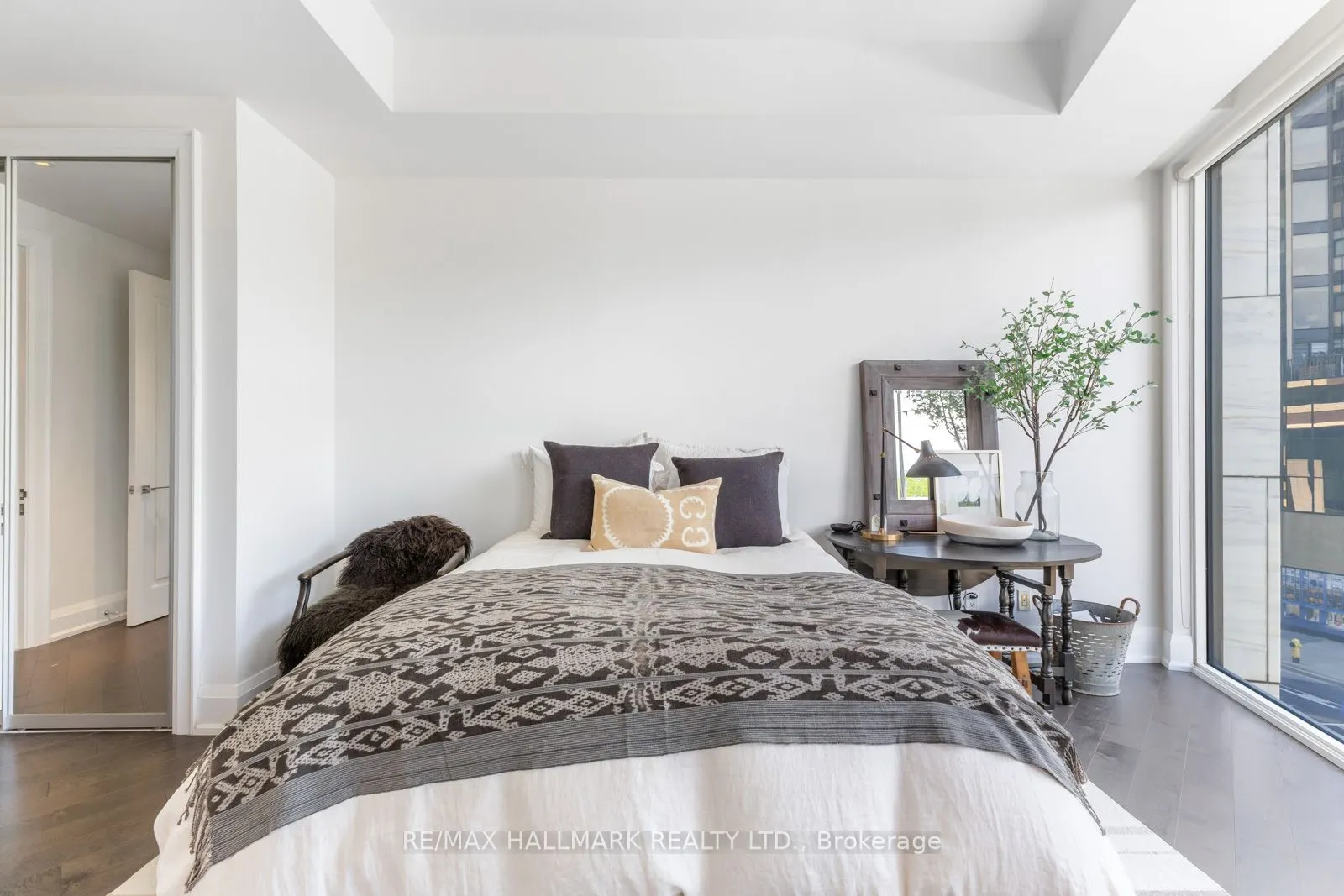 88 Davenport Road, #306