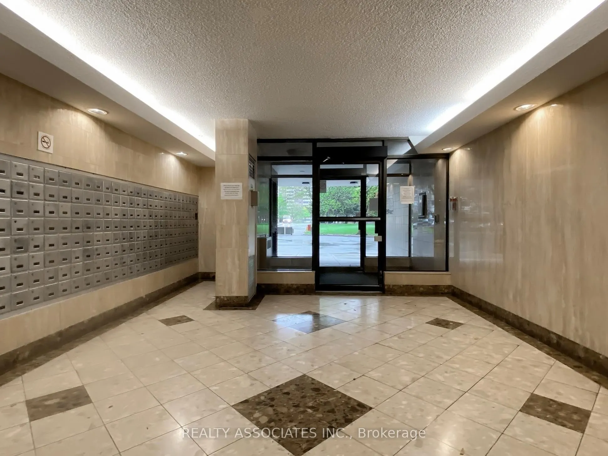 205 Hilda Avenue, #1704