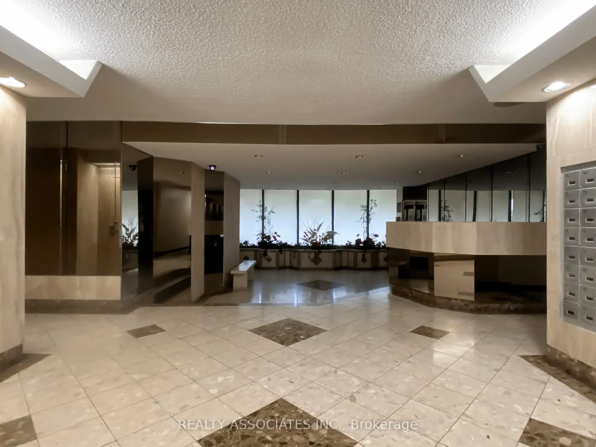 205 Hilda Avenue, #1704