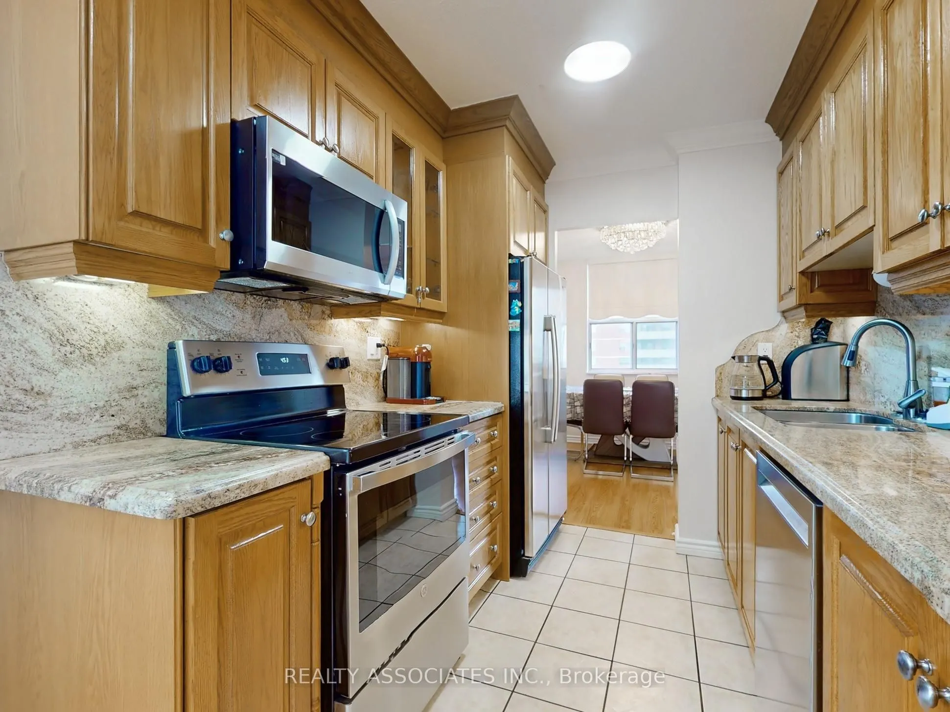 205 Hilda Avenue, #1704
