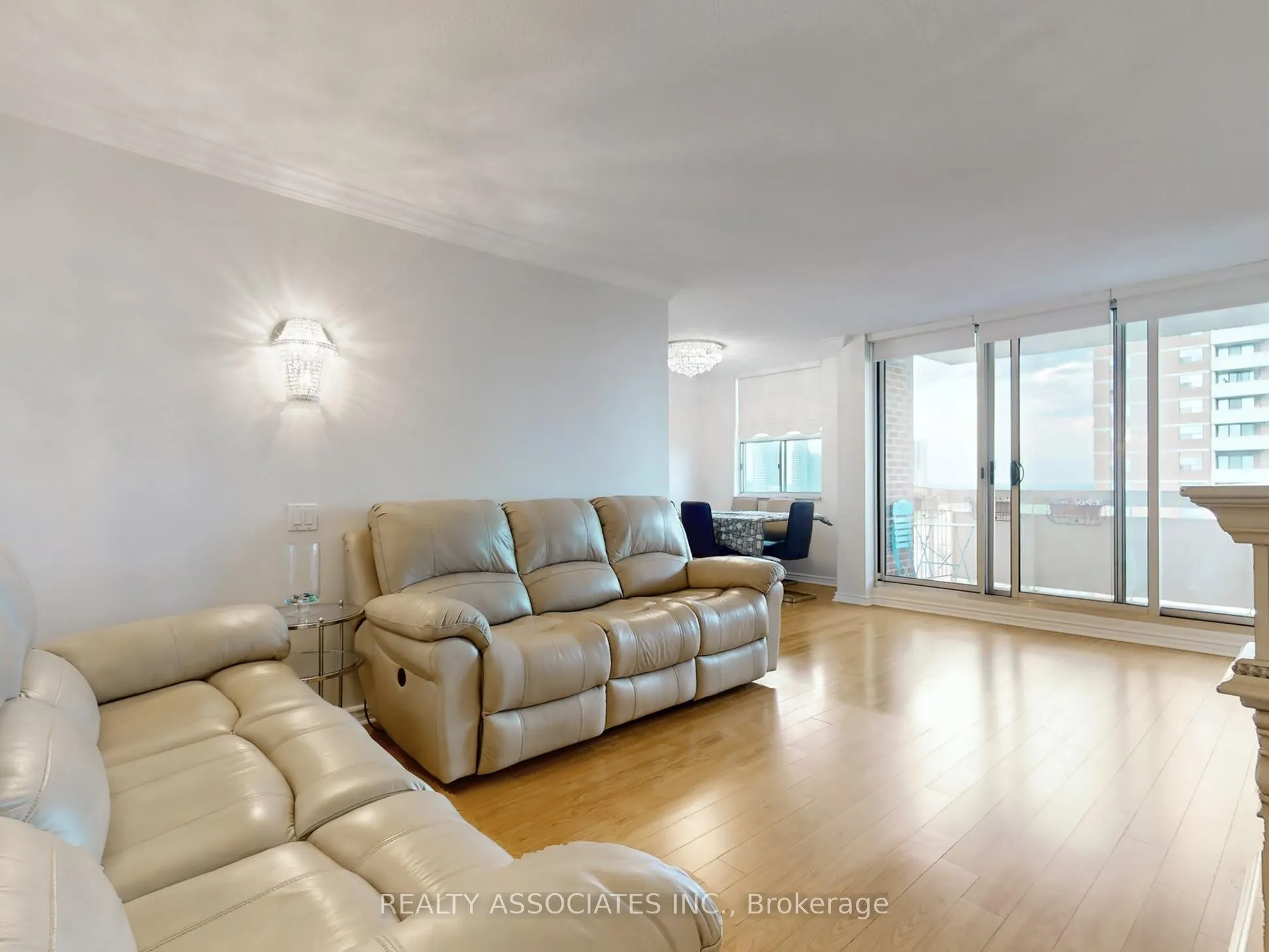 205 Hilda Avenue, #1704