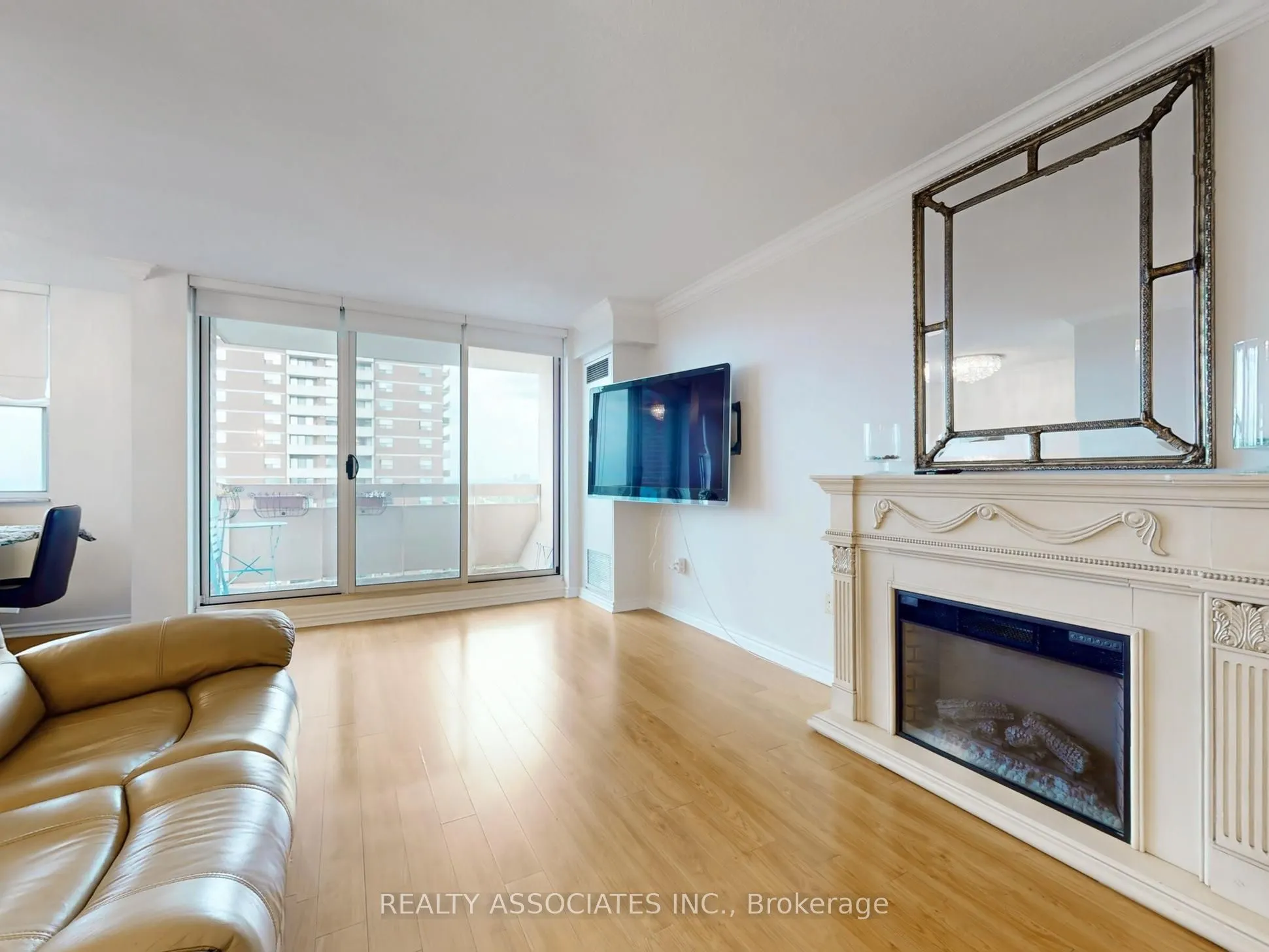 205 Hilda Avenue, #1704
