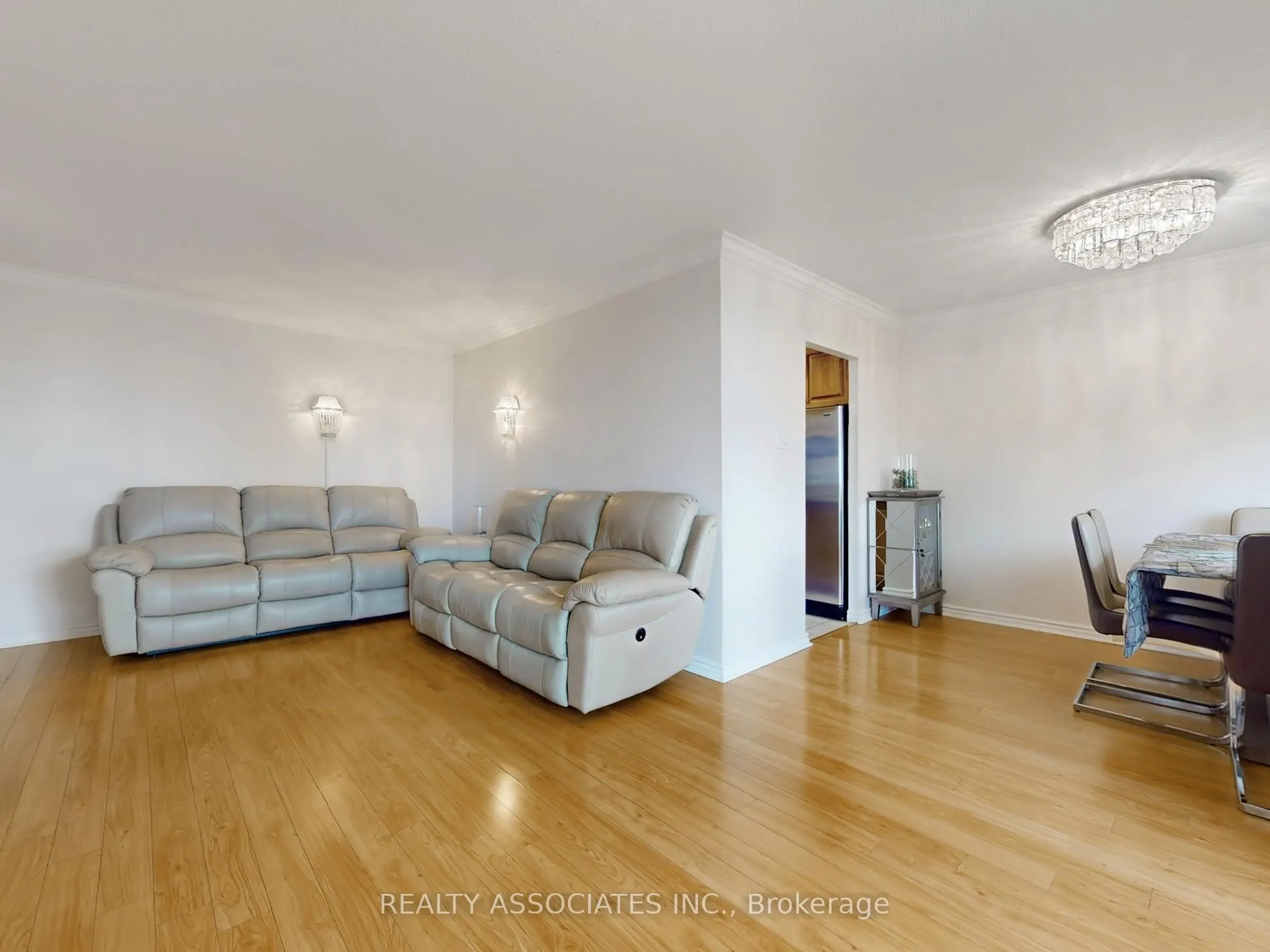 205 Hilda Avenue, #1704